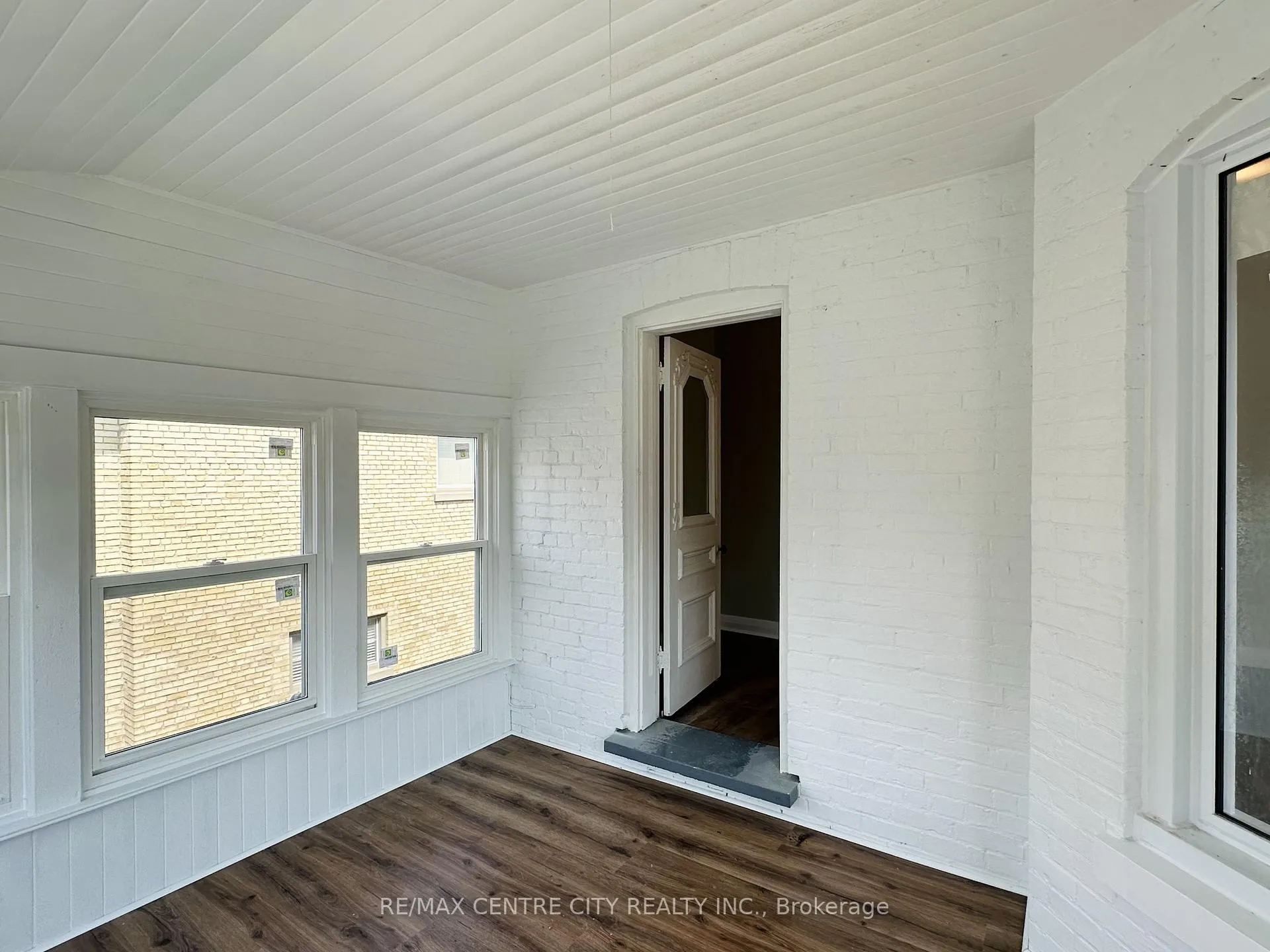 Photo 5 of Unit Unit 3, 81 Curtis Street, St. Thomas — HOMEH