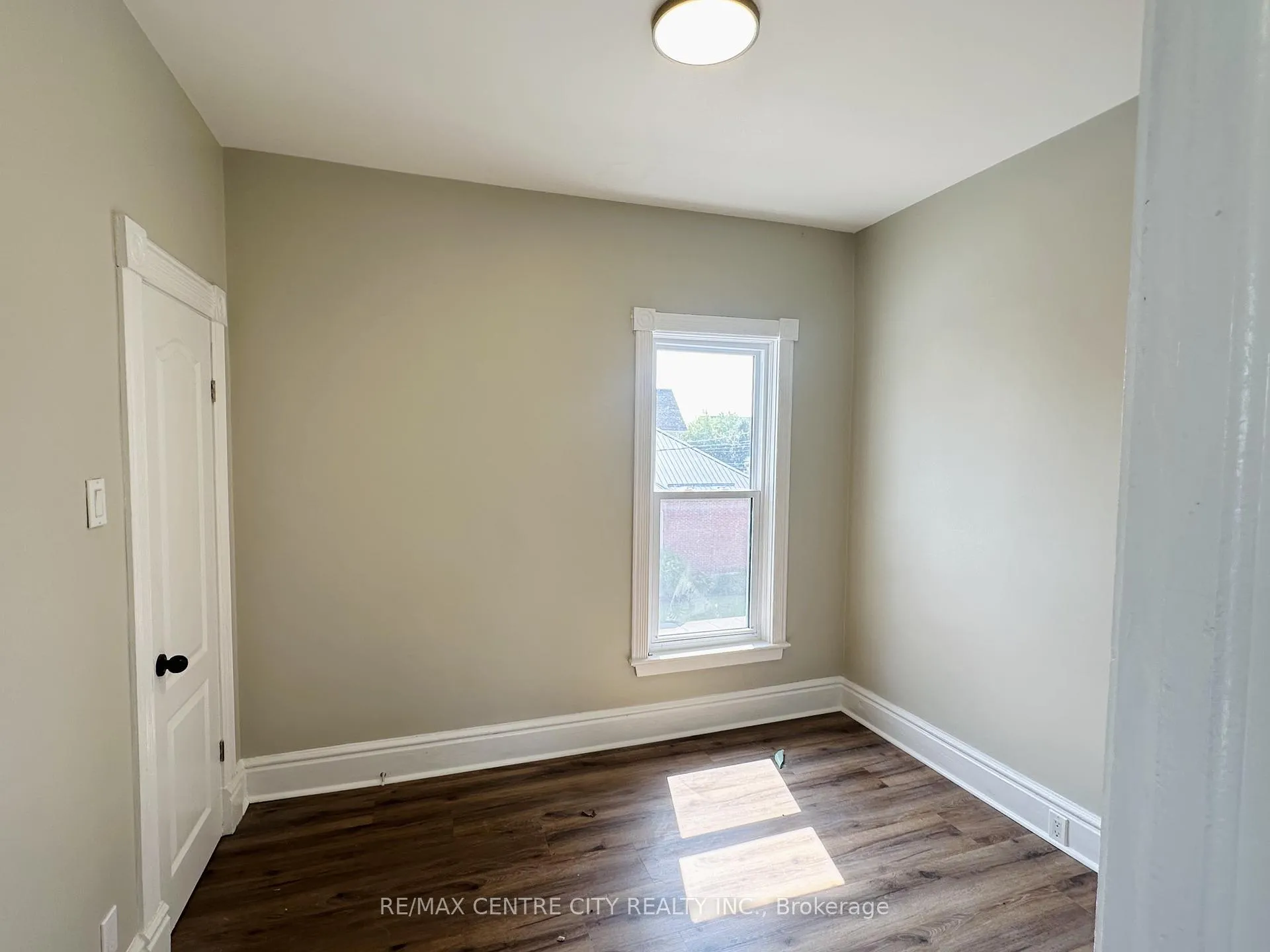 Photo 17 of Unit Unit 3, 81 Curtis Street, St. Thomas — HOMEH
