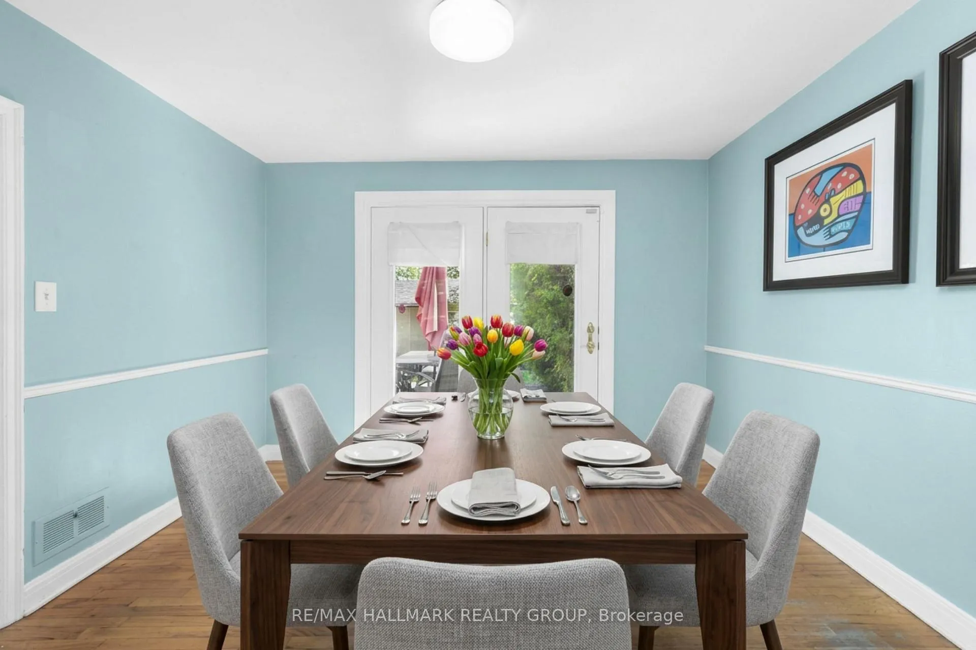Photo 14 of 824 Byron Avenue, Ottawa, McKellar/Highland — HOMEH