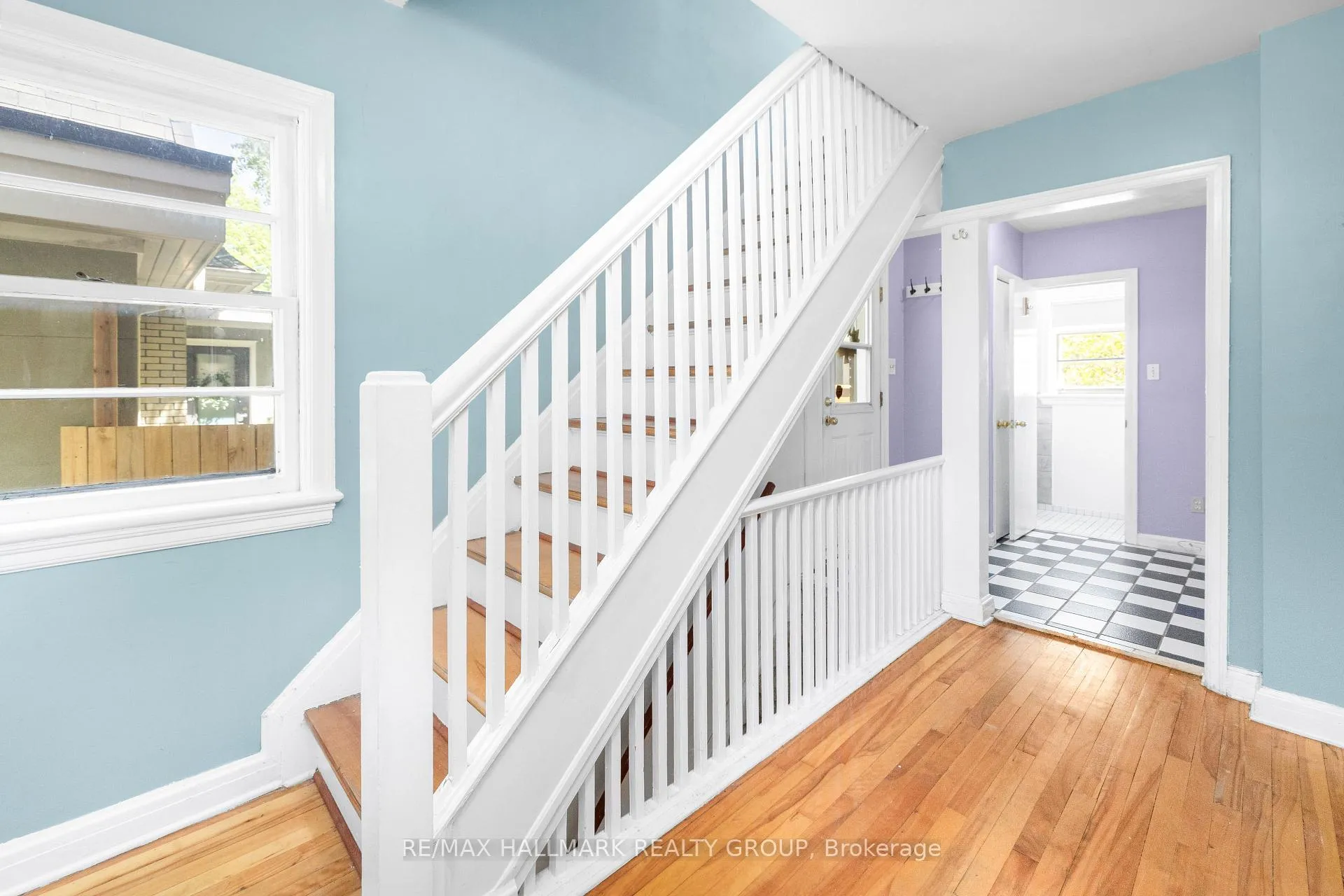 Photo 21 of 824 Byron Avenue, Ottawa, McKellar/Highland — HOMEH