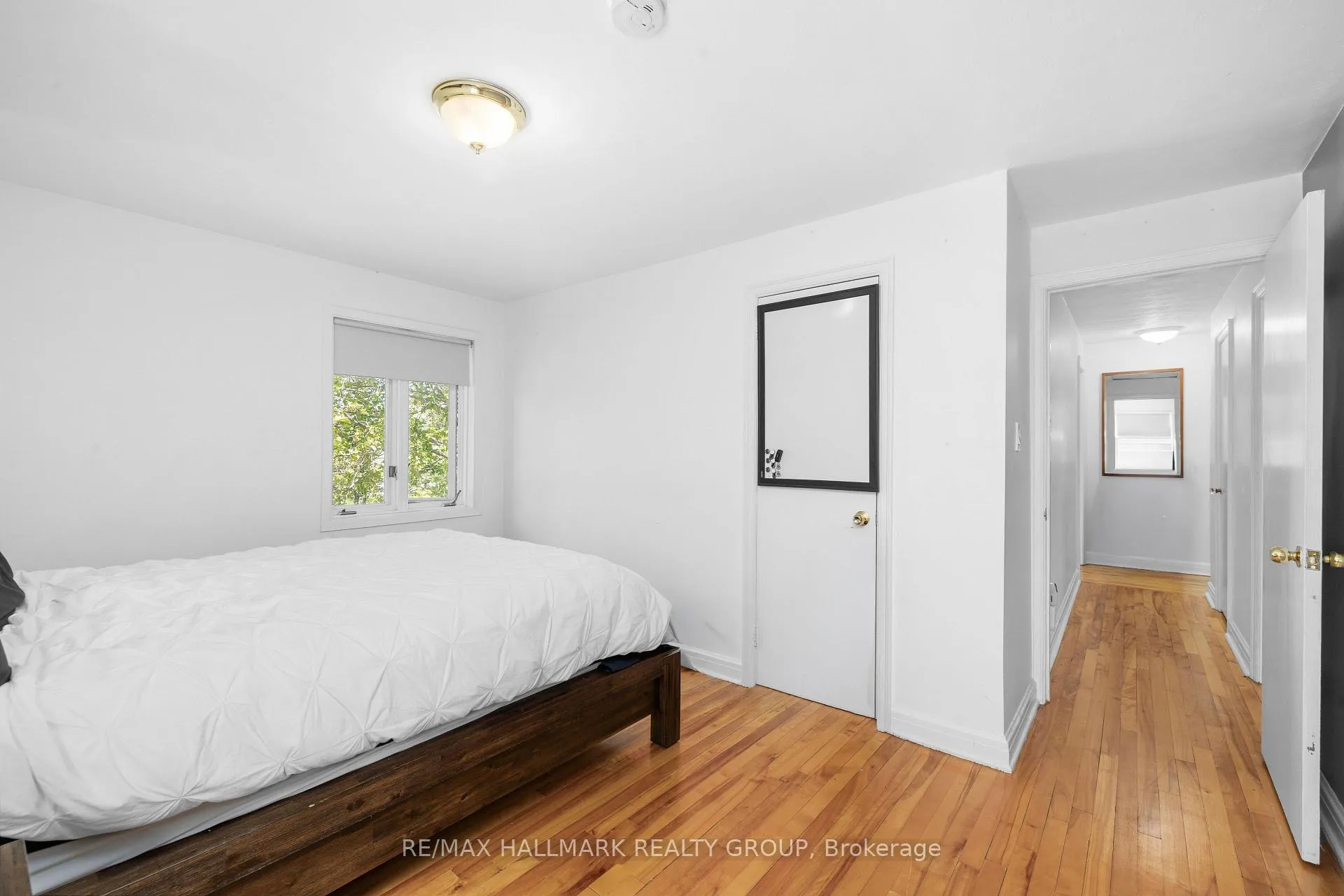 Photo 27 of 824 Byron Avenue, Ottawa, McKellar/Highland — HOMEH