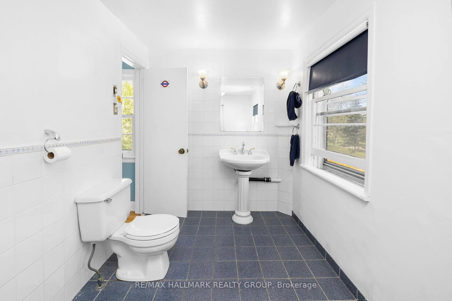 Photo 29 of 824 Byron Avenue, Ottawa, McKellar/Highland — HOMEH