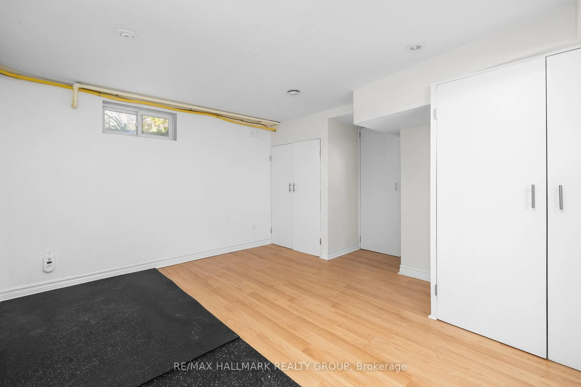 Photo 36 of 824 Byron Avenue, Ottawa, McKellar/Highland — HOMEH