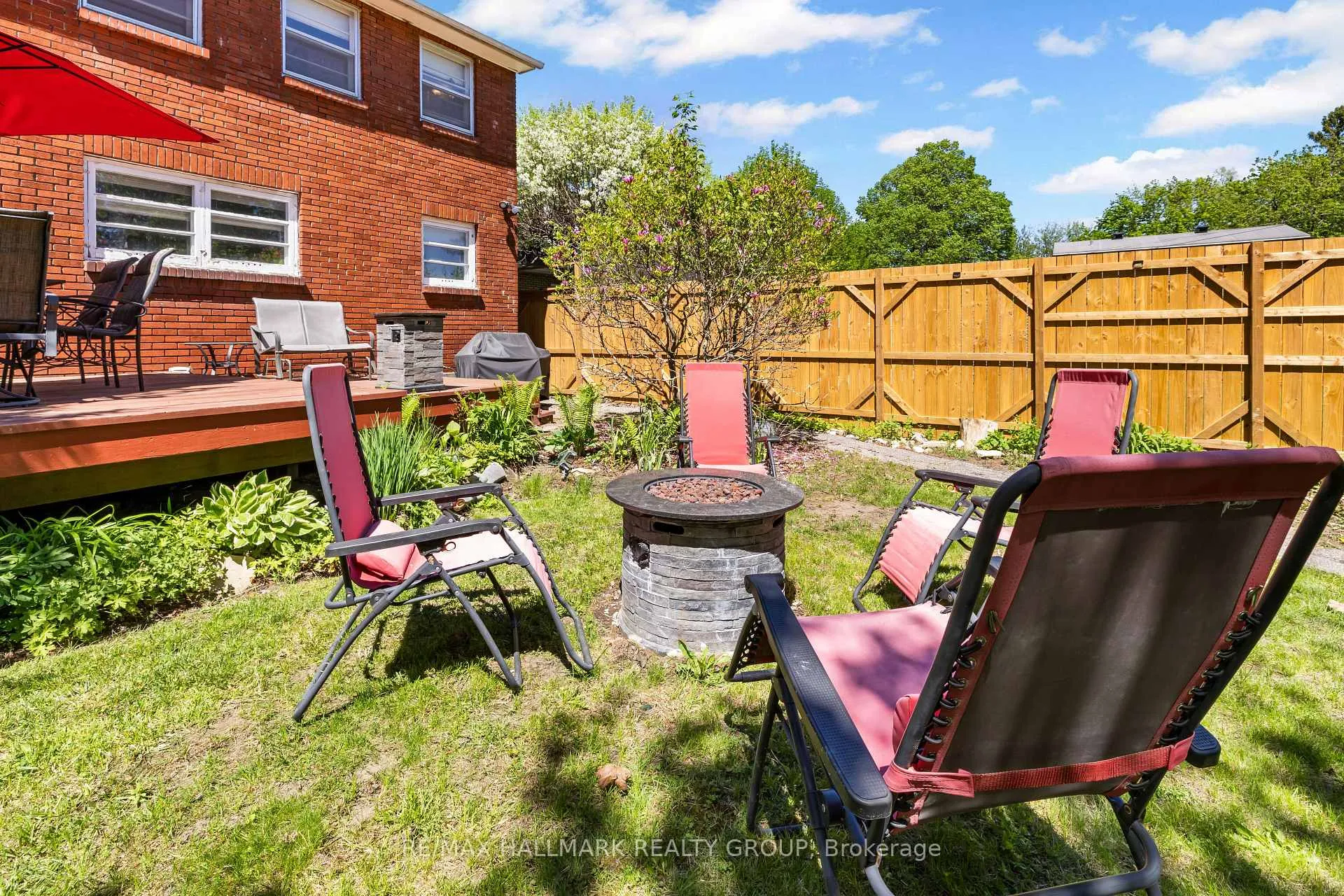 Photo 39 of 824 Byron Avenue, Ottawa, McKellar/Highland — HOMEH
