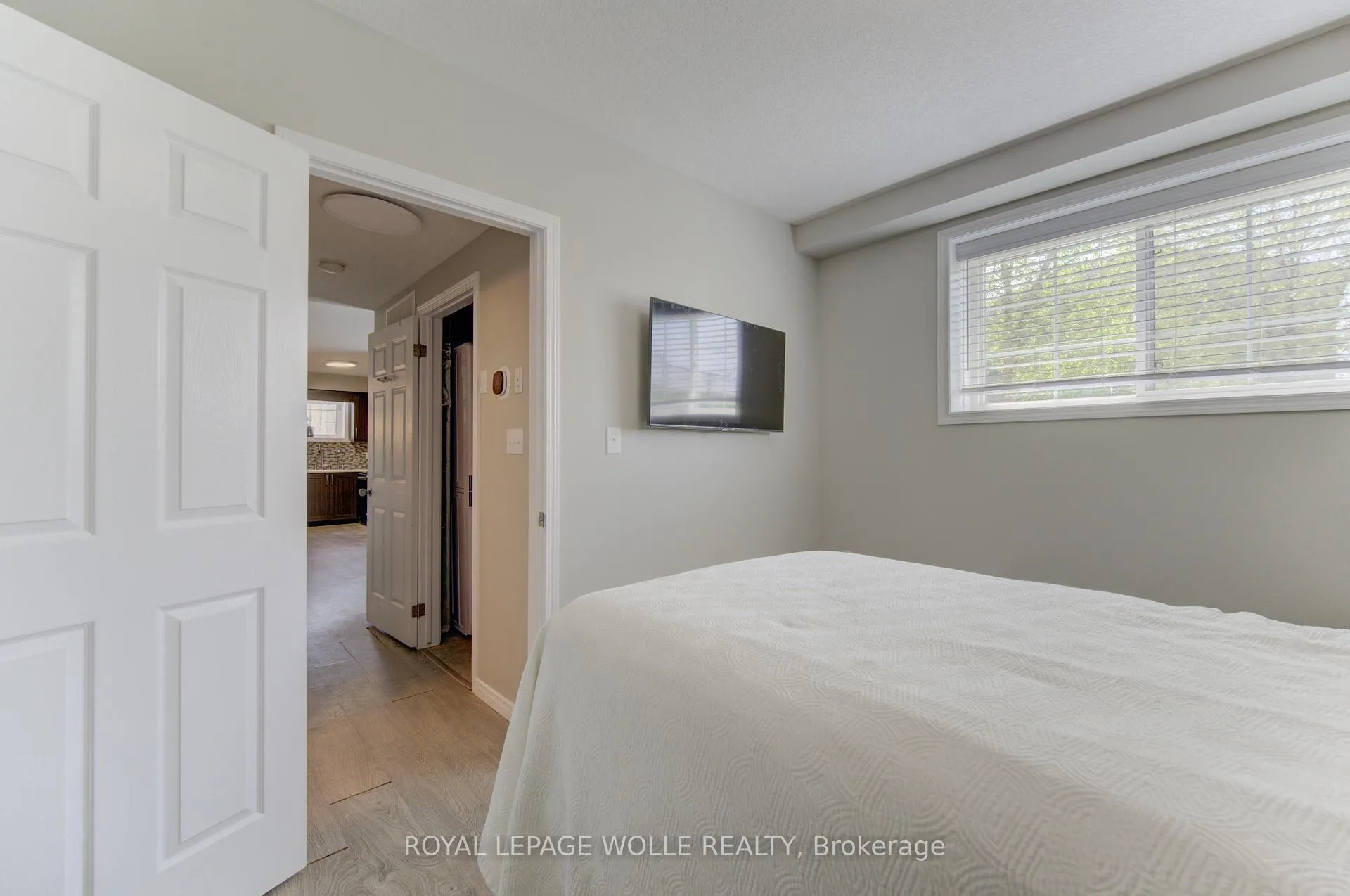 Photo 3 of Unit 24A, 388 Old Huron Road, Kitchener, Brigadoon — HOMEH
