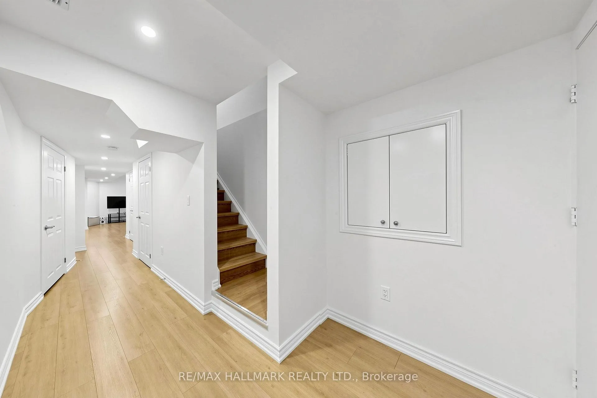 Photo 15 of 10 Windrow Street, Richmond Hill, Jefferson — HOMEH
