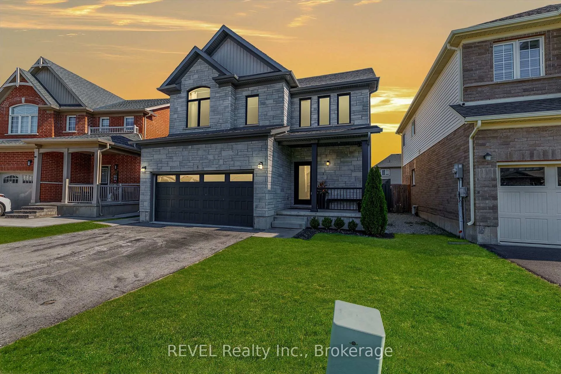 Photo 3 of 8 Elderberry Road, Thorold, Confederation Heights — HOMEH
