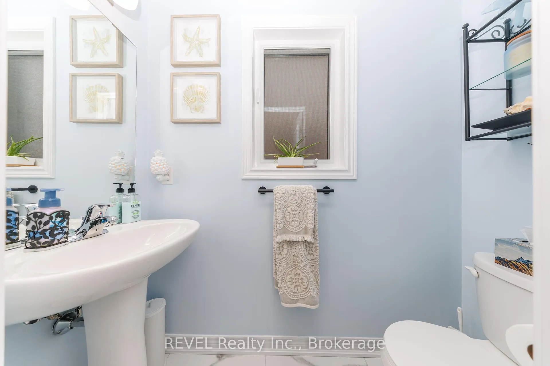 Photo 20 of 8 Elderberry Road, Thorold, Confederation Heights — HOMEH