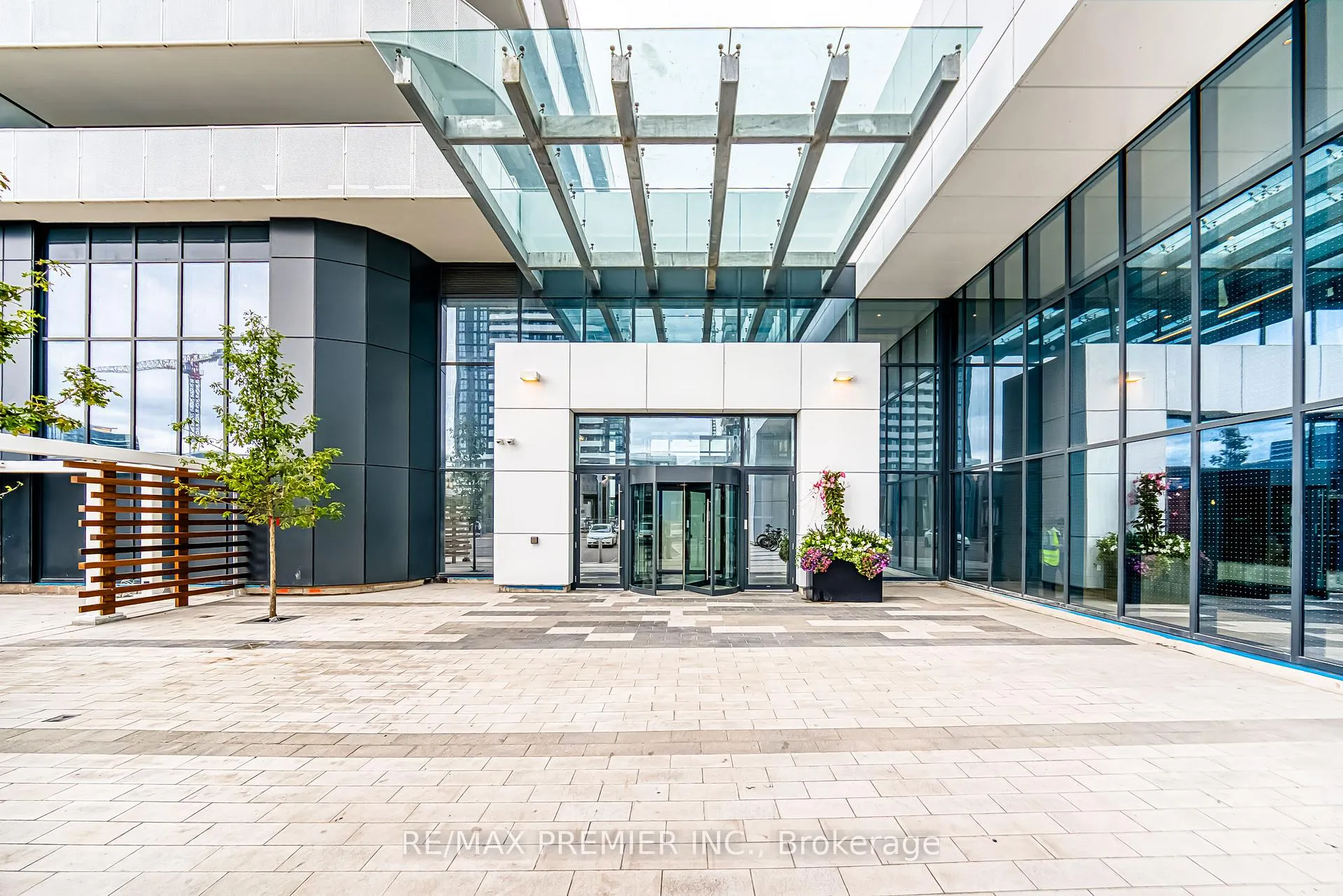 Photo 3 of Unit 5106, 225 Commerce Street, Vaughan, Vaughan Corporate Centre — HOMEH