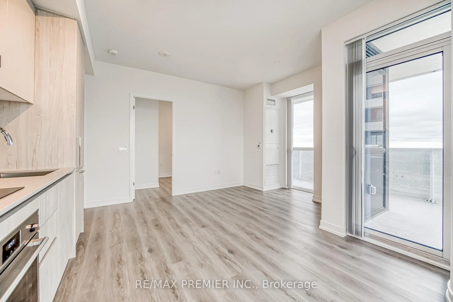 Photo 17 of Unit 5106, 225 Commerce Street, Vaughan, Vaughan Corporate Centre — HOMEH