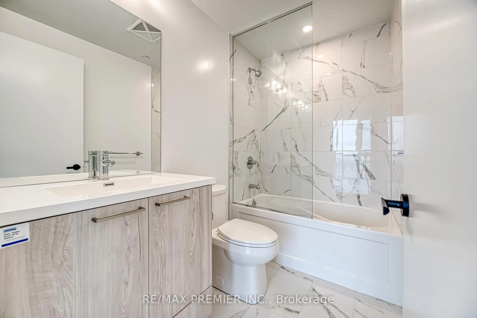 Photo 21 of Unit 5106, 225 Commerce Street, Vaughan, Vaughan Corporate Centre — HOMEH