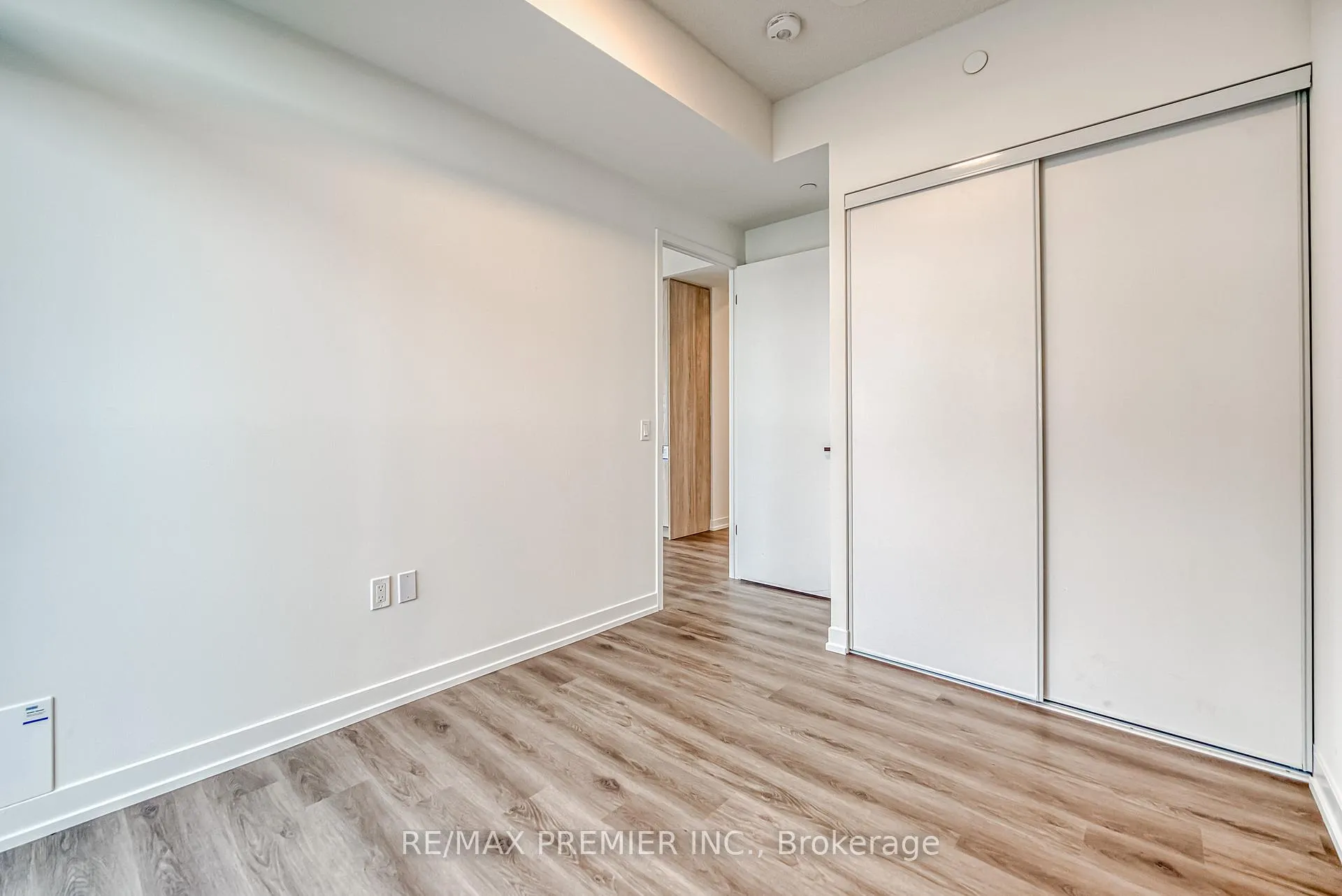 Photo 24 of Unit 5106, 225 Commerce Street, Vaughan, Vaughan Corporate Centre — HOMEH