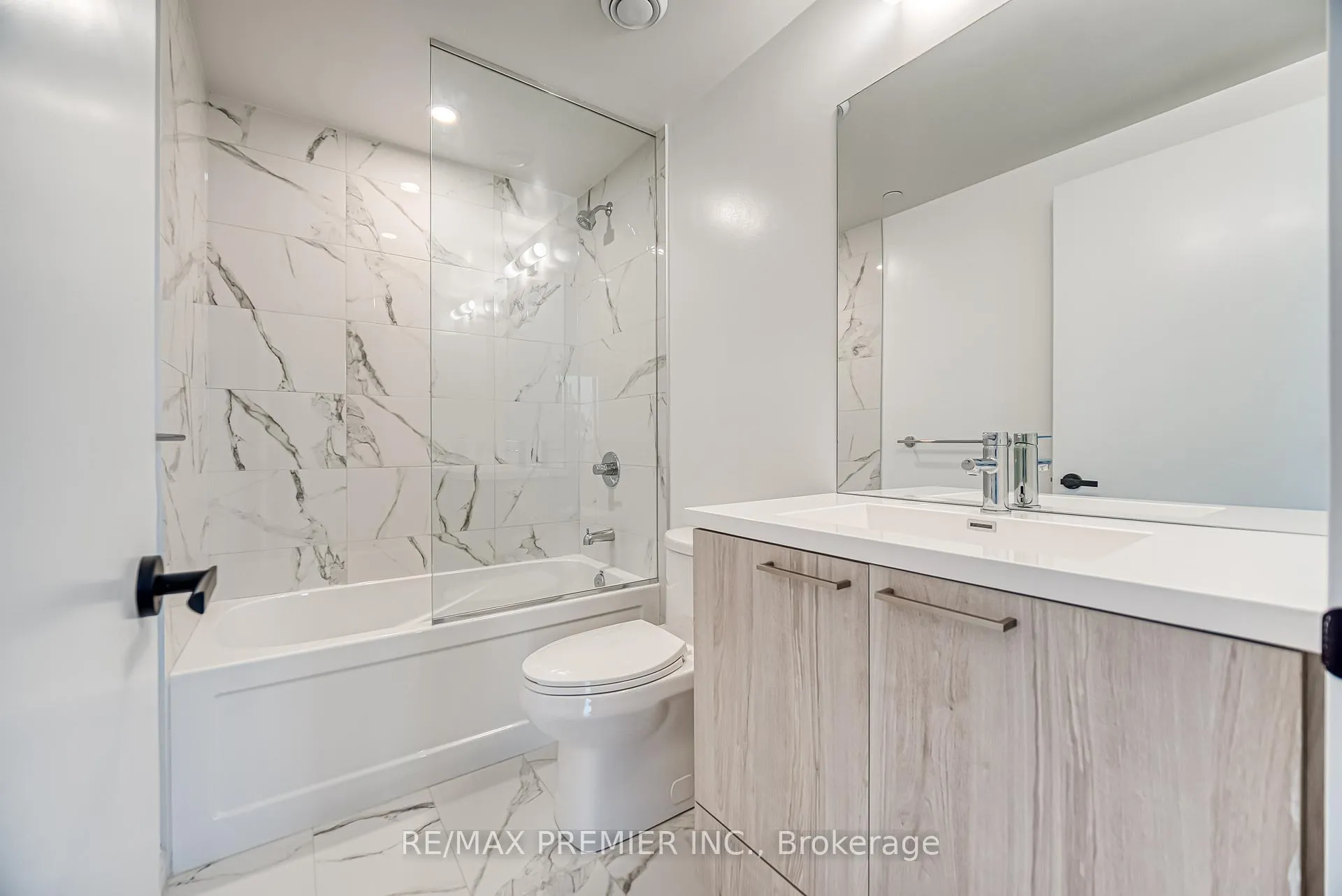 Photo 25 of Unit 5106, 225 Commerce Street, Vaughan, Vaughan Corporate Centre — HOMEH