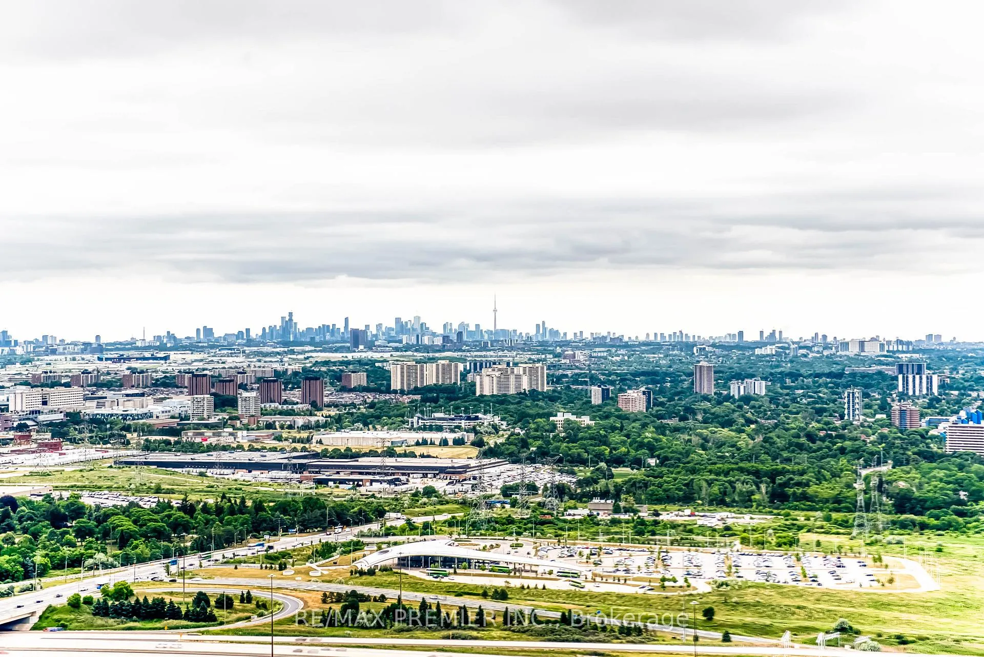 Photo 32 of Unit 5106, 225 Commerce Street, Vaughan, Vaughan Corporate Centre — HOMEH