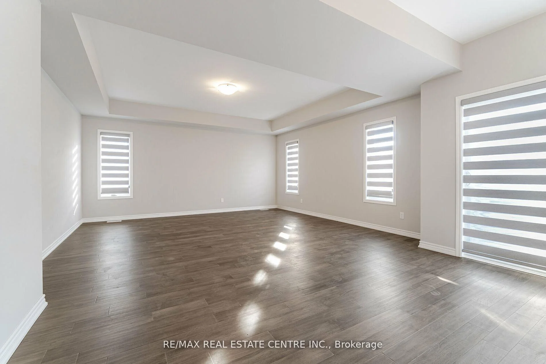 Photo 5 of 219 Taylor Street, Thorold, Allanburg/Thorold South — HOMEH