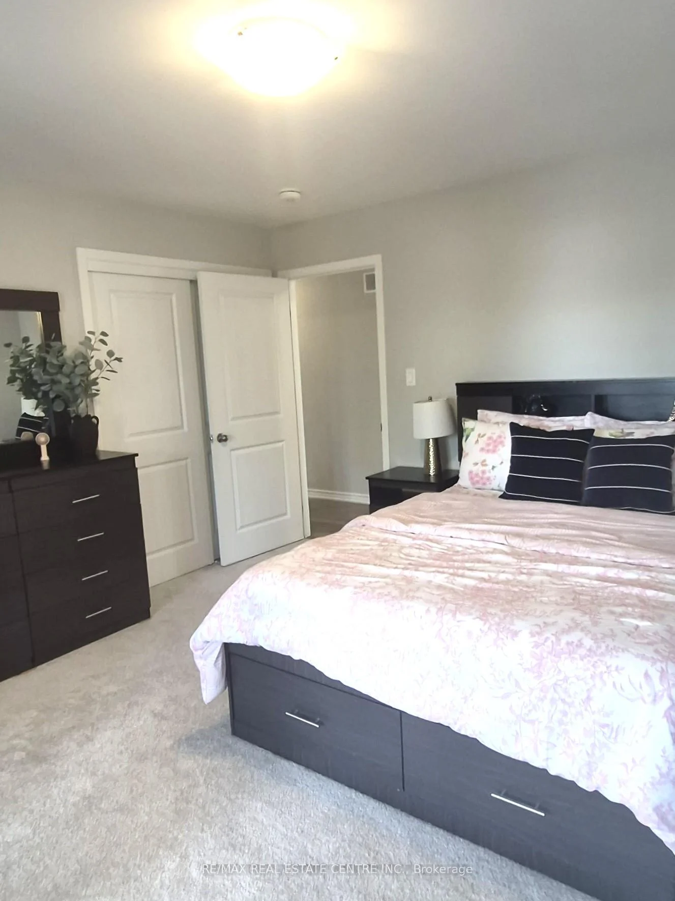 Photo 22 of 219 Taylor Street, Thorold, Allanburg/Thorold South — HOMEH