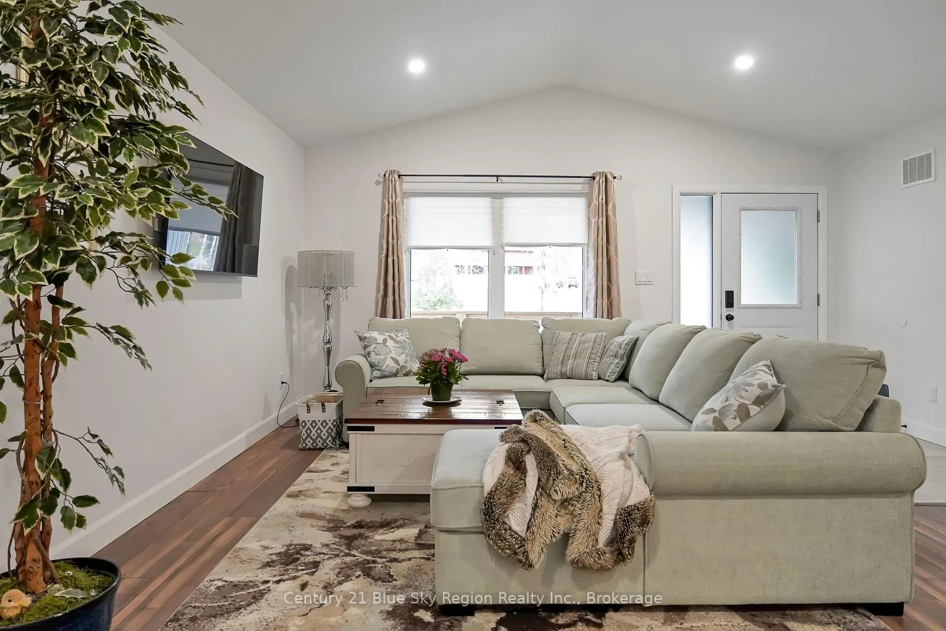 Photo 15 of 104 Greenwood Drive, Bonfield — HOMEH