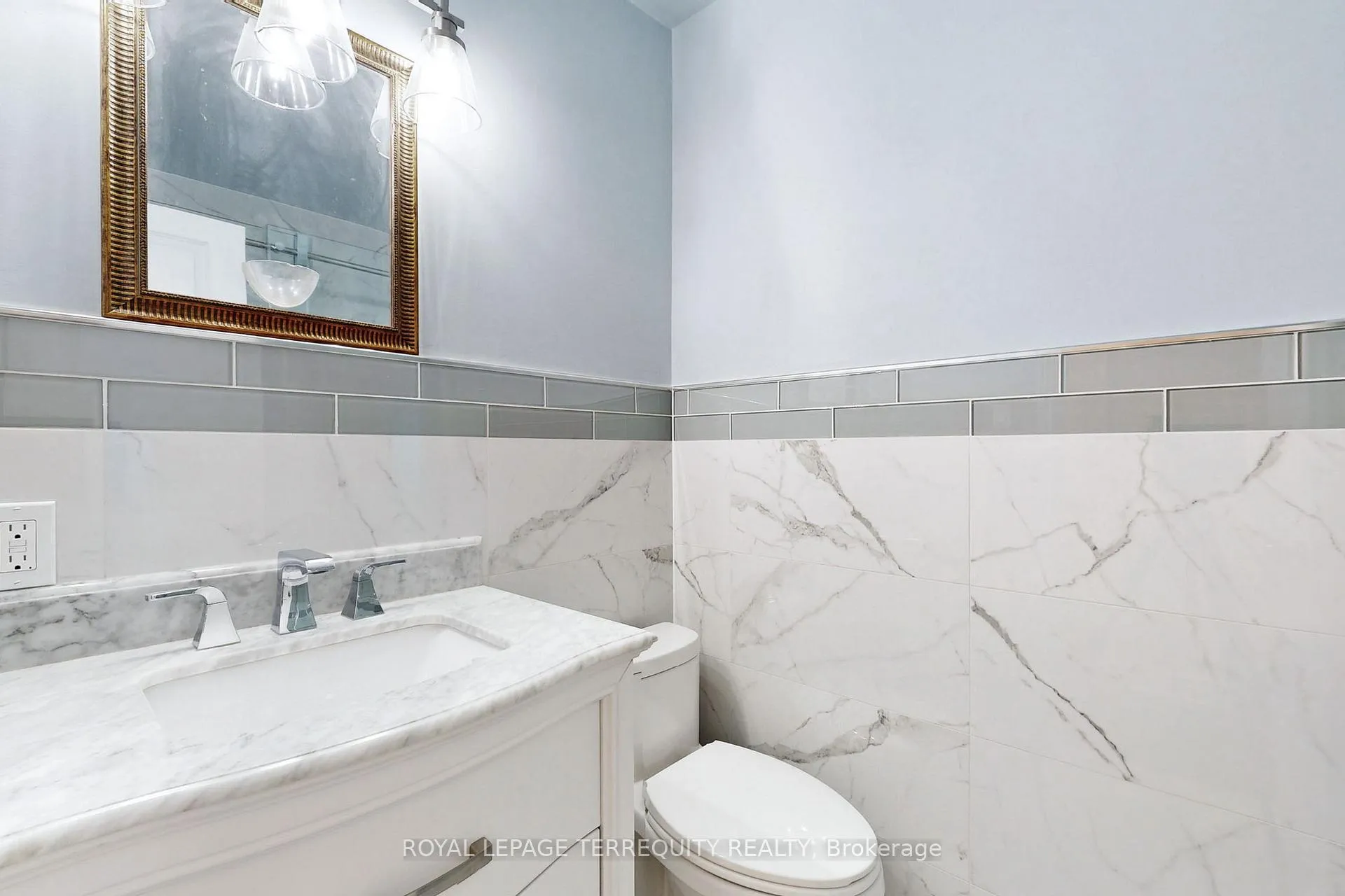 Photo 11 of Unit A, 690 Wilson Avenue, North York, Downsview-Roding-CFB — HOMEH