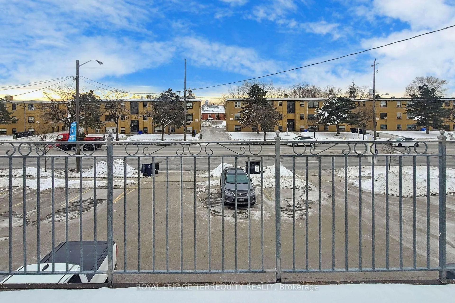 Photo 15 of Unit A, 690 Wilson Avenue, North York, Downsview-Roding-CFB — HOMEH