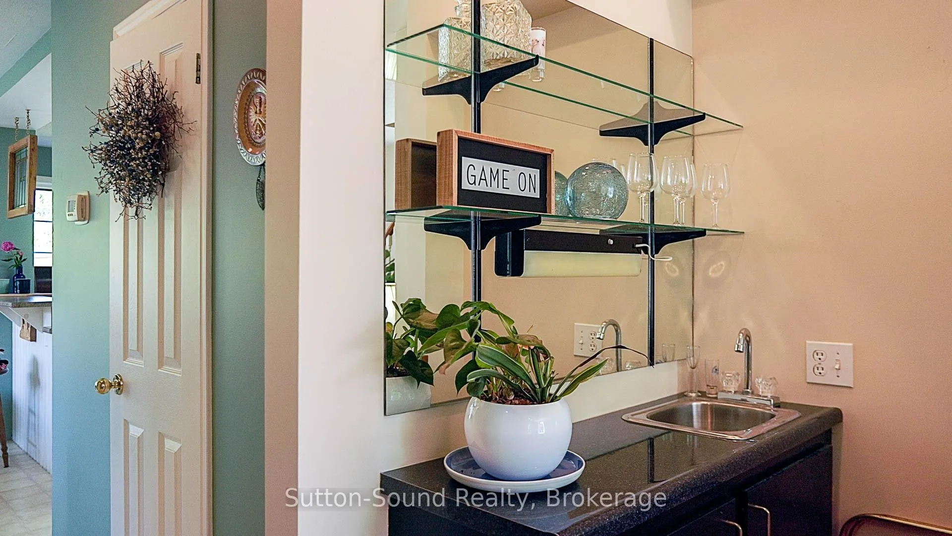 Photo 14 of 1762 6th Avenue E, Owen Sound — HOMEH