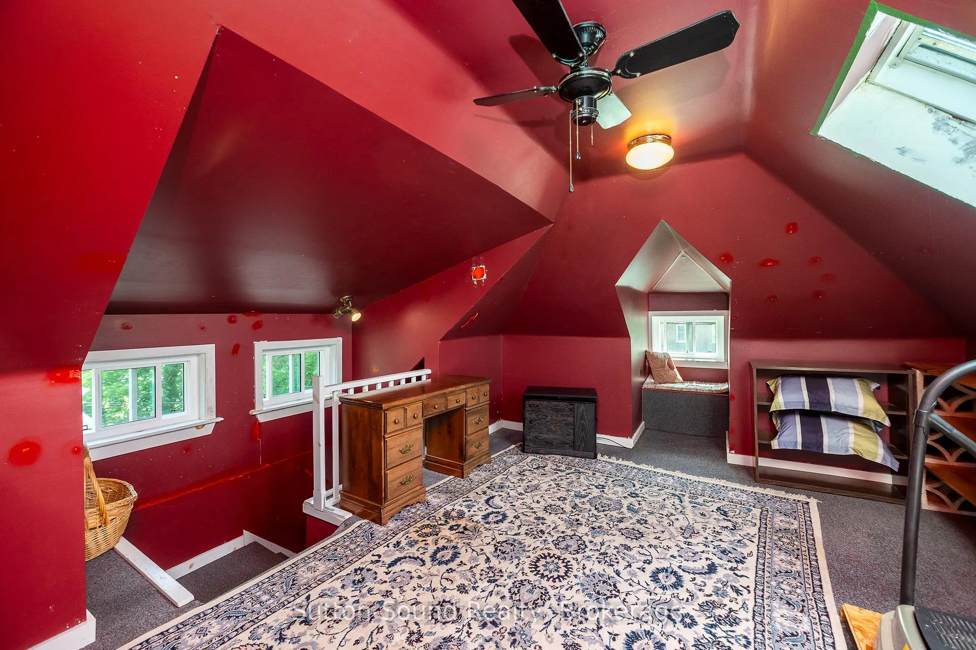 Photo 36 of 1762 6th Avenue E, Owen Sound — HOMEH