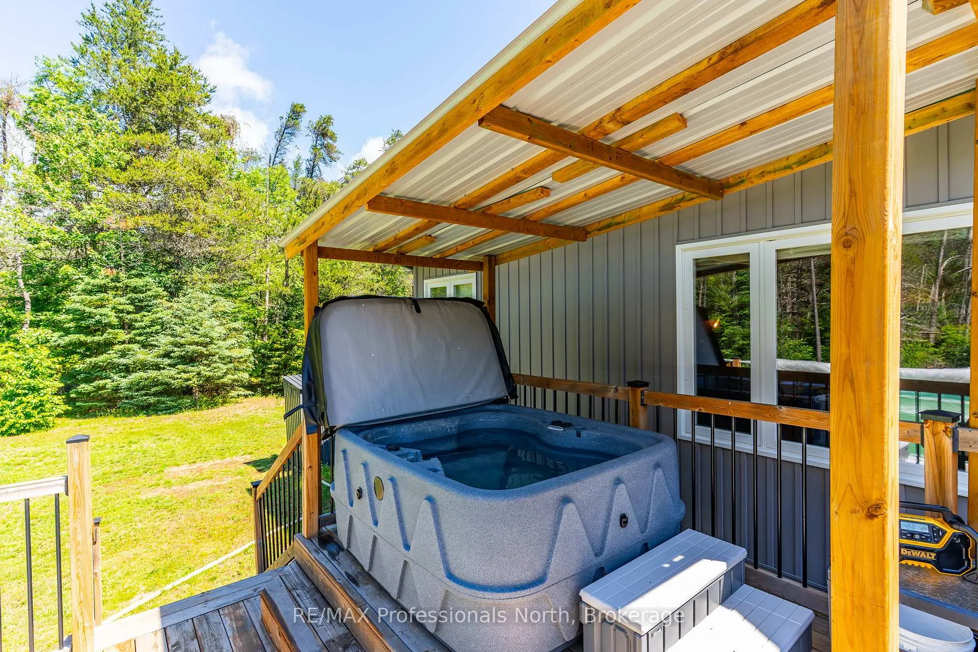 Photo 11 of 15 Austin Drive, Kawartha Lakes, Somerville — HOMEH