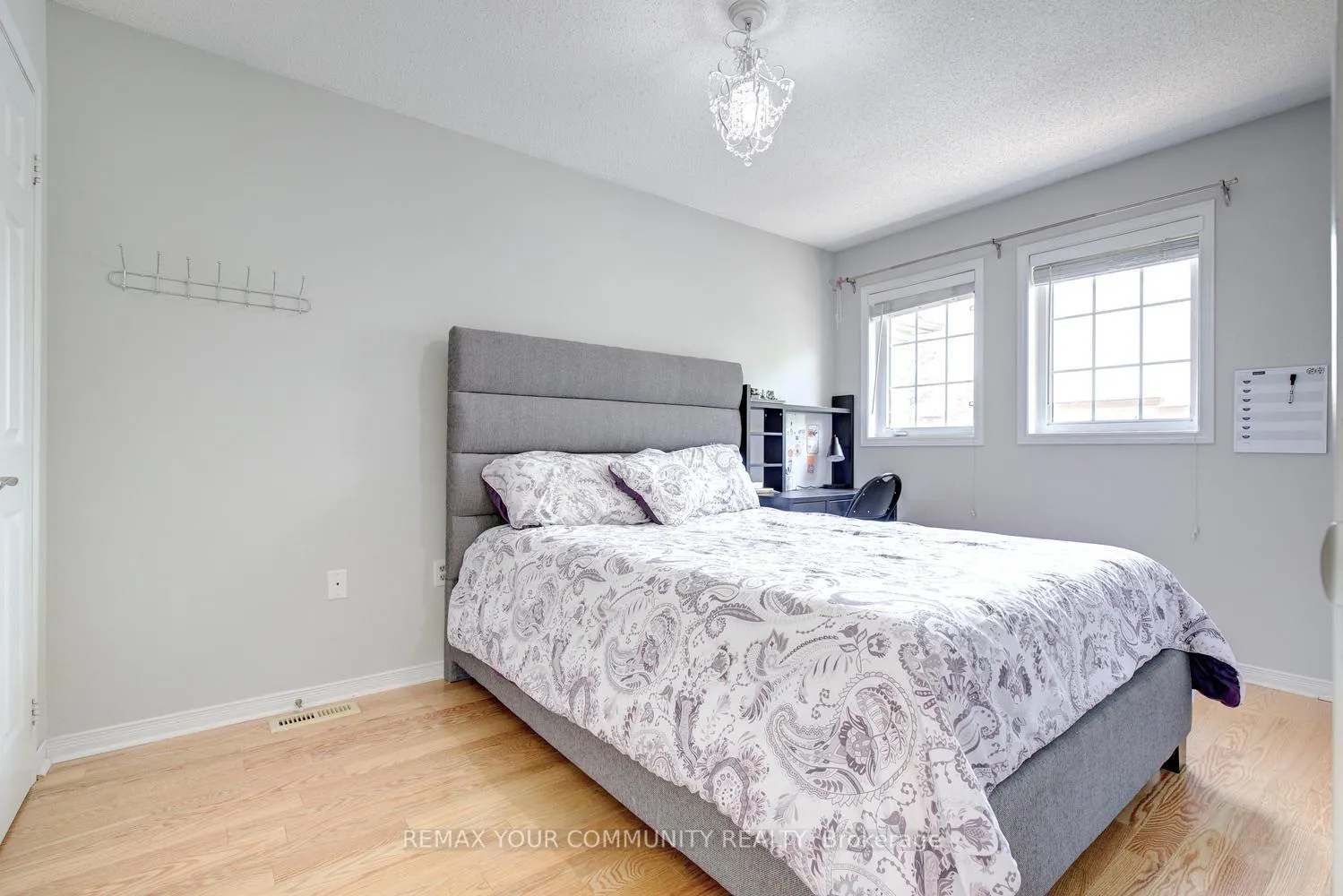 Photo 33 of 42 Laramie Crescent, Vaughan, Patterson — HOMEH