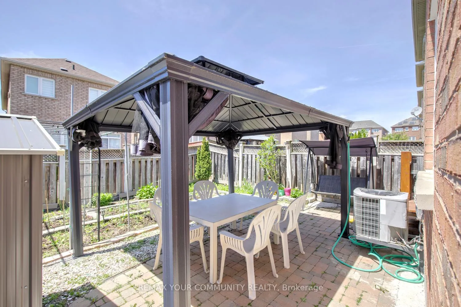 Photo 42 of 42 Laramie Crescent, Vaughan, Patterson — HOMEH