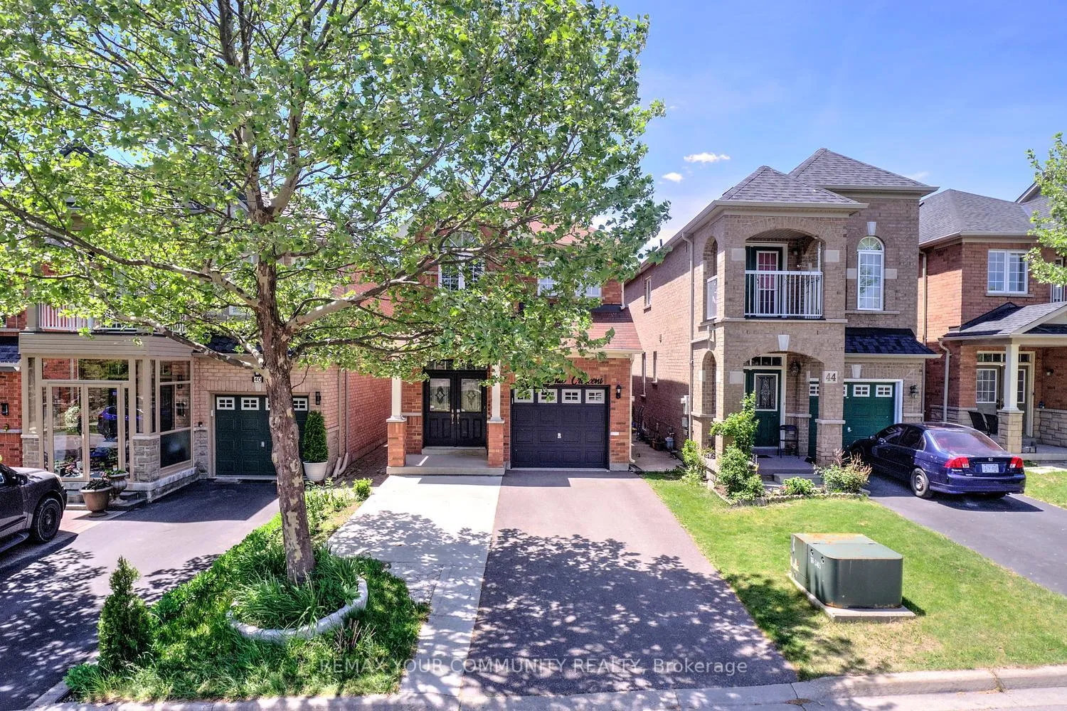 Photo 50 of 42 Laramie Crescent, Vaughan, Patterson — HOMEH