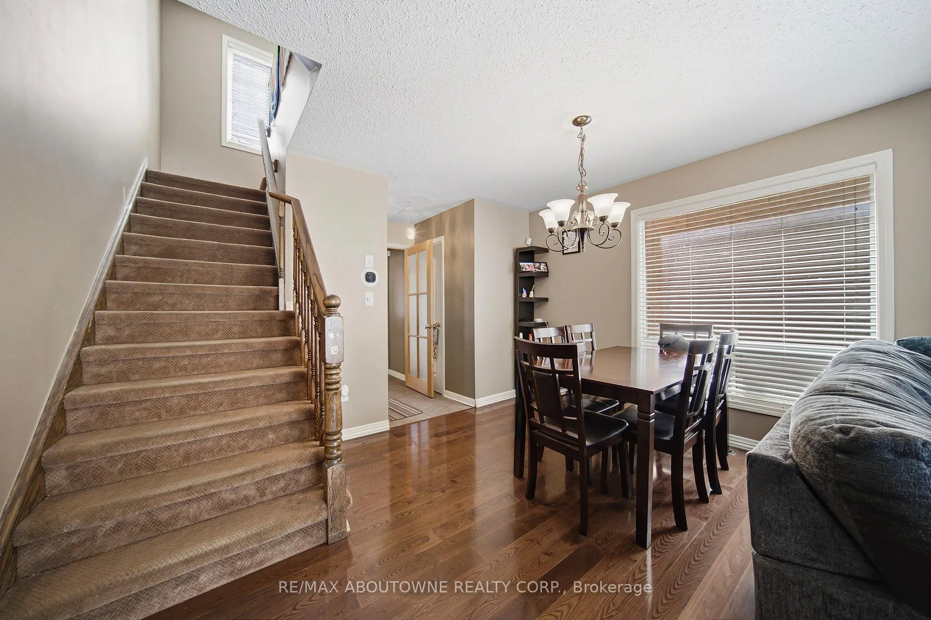 Photo 7 of 902 Gazley Circle, Milton, Beaty — HOMEH