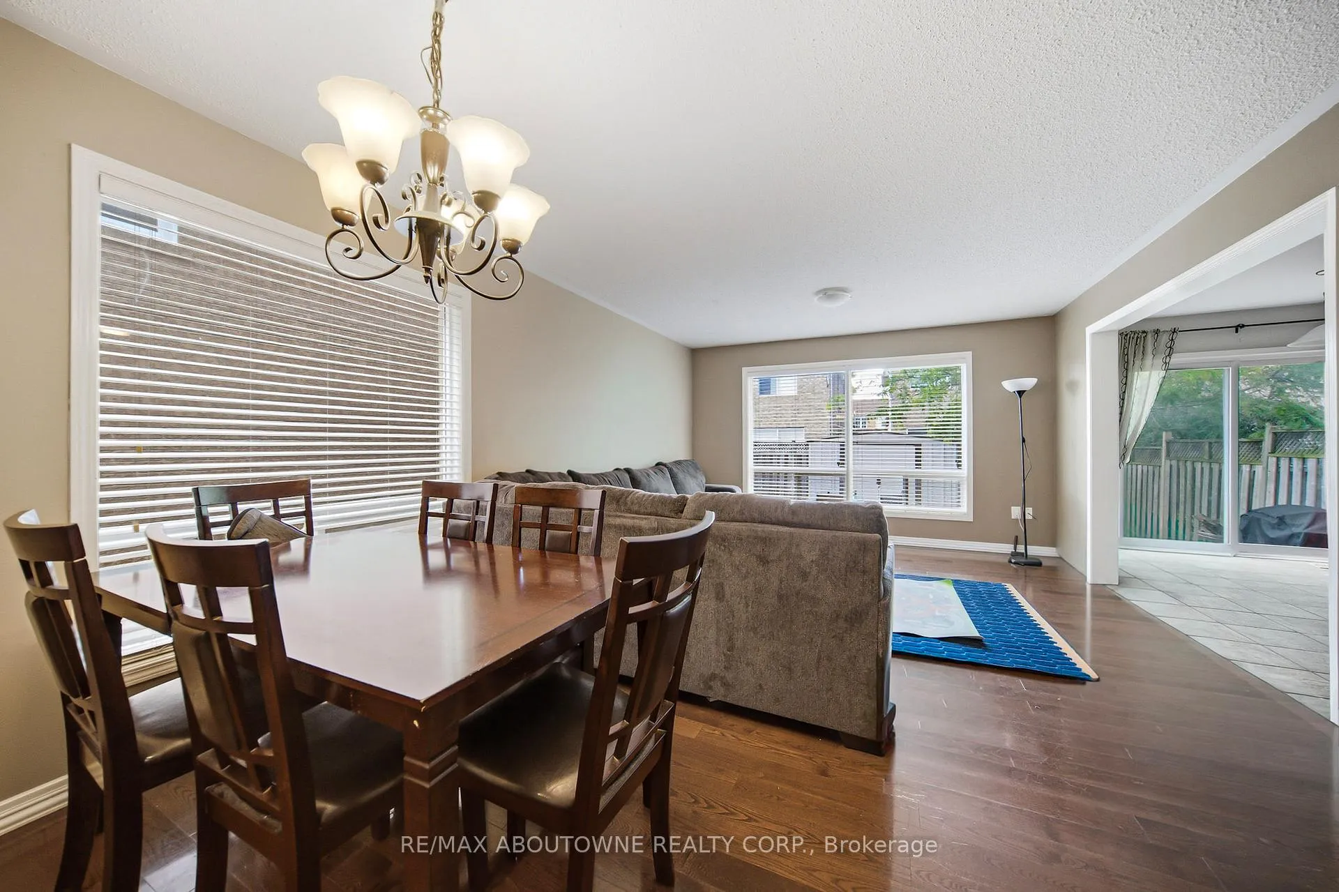 Photo 8 of 902 Gazley Circle, Milton, Beaty — HOMEH