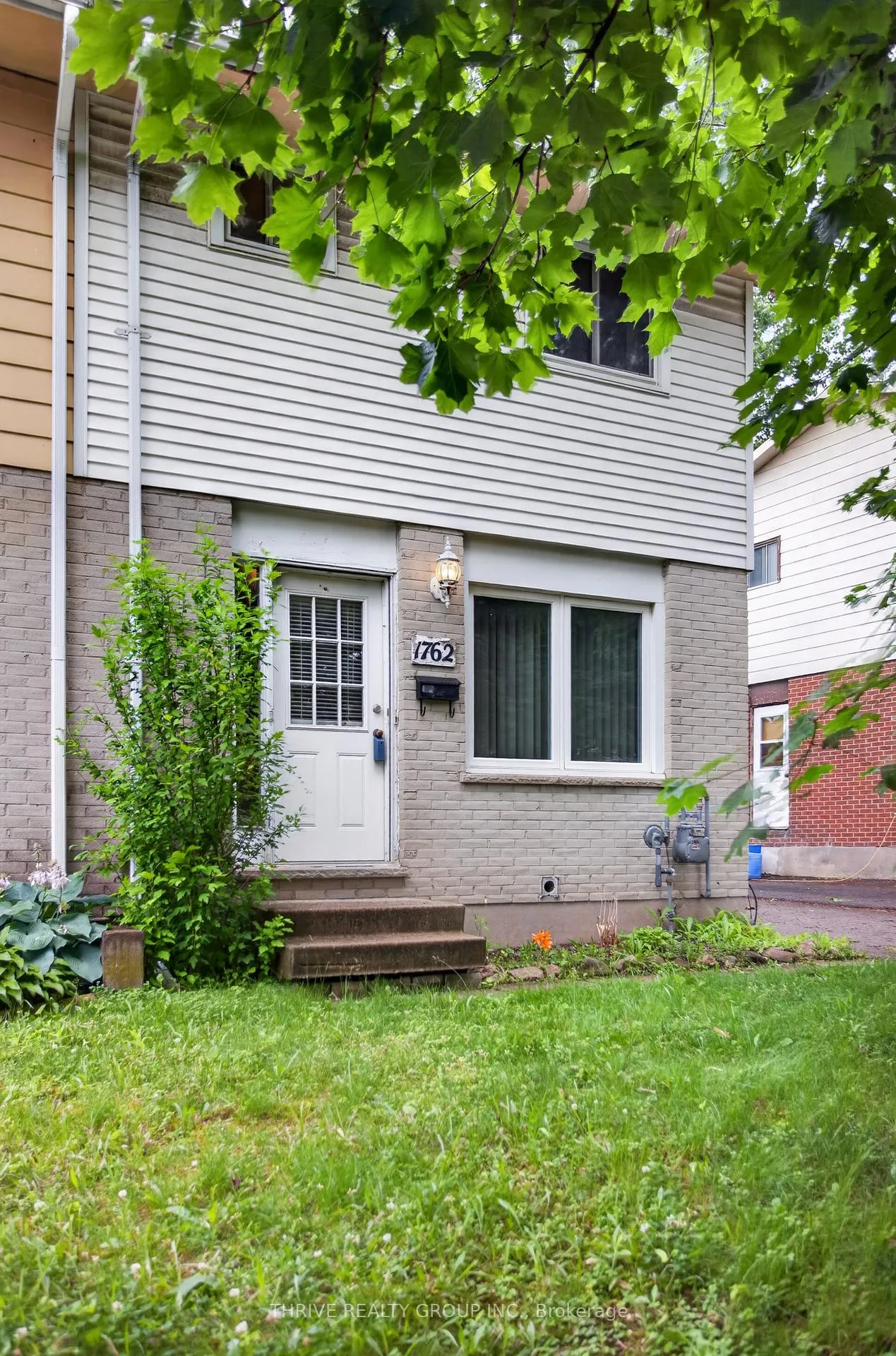 Photo 3 of 1762 Aldersbrook Road, London, North F — HOMEH
