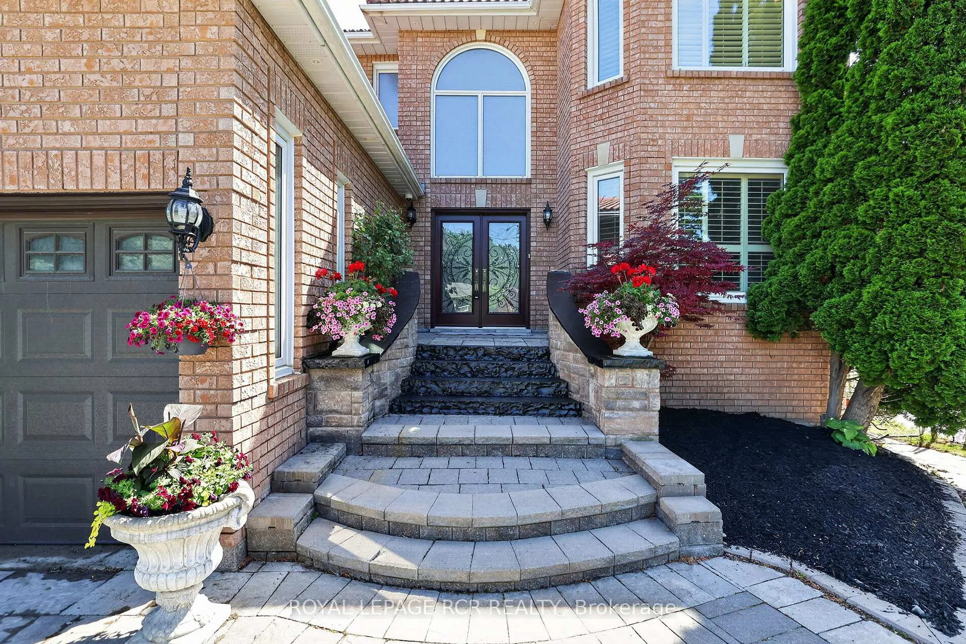 Photo 3 of 15 Clydebank Boulevard, Scarborough, L'Amoreaux — HOMEH