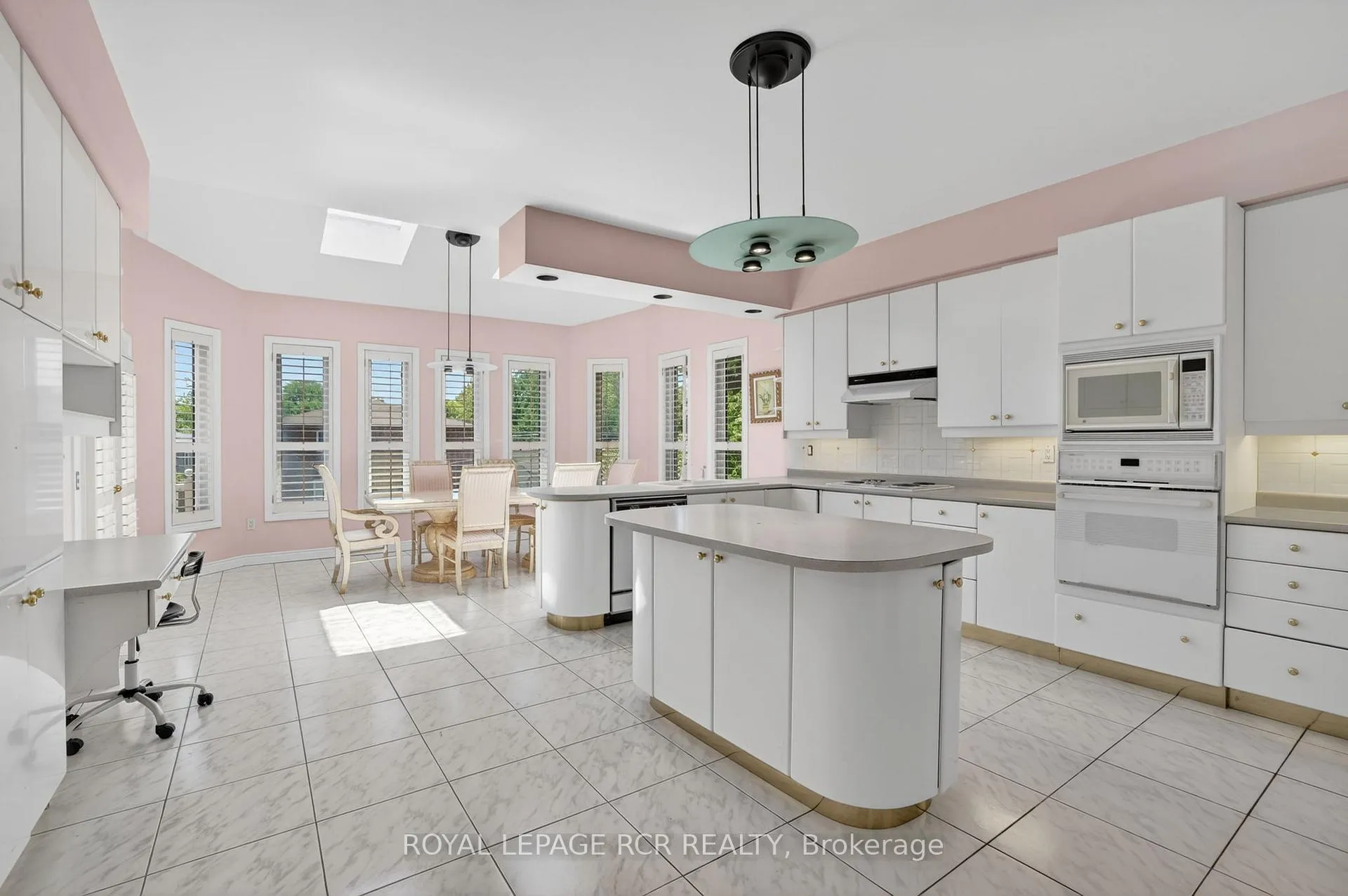 Photo 10 of 15 Clydebank Boulevard, Scarborough, L'Amoreaux — HOMEH