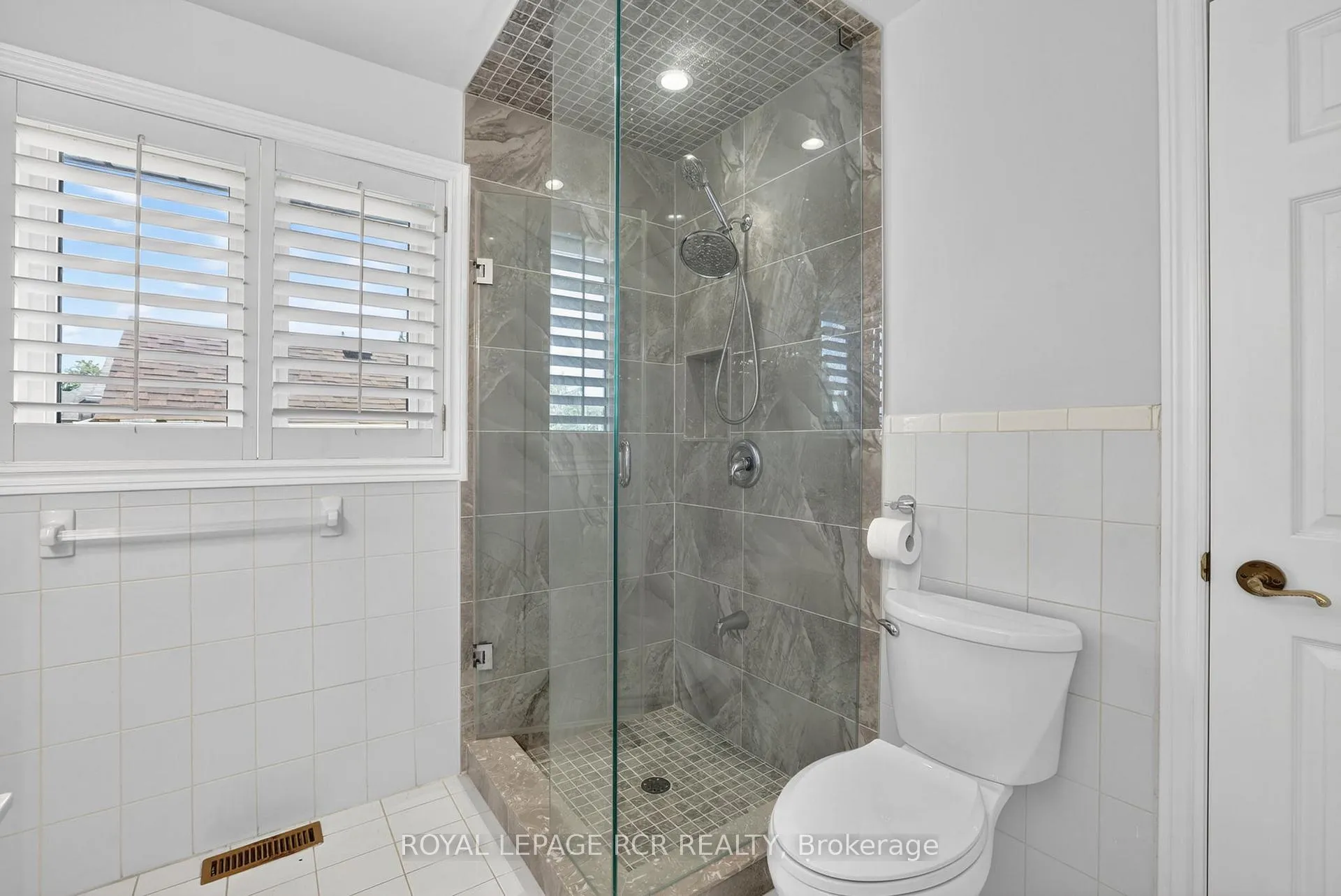 Photo 26 of 15 Clydebank Boulevard, Scarborough, L'Amoreaux — HOMEH