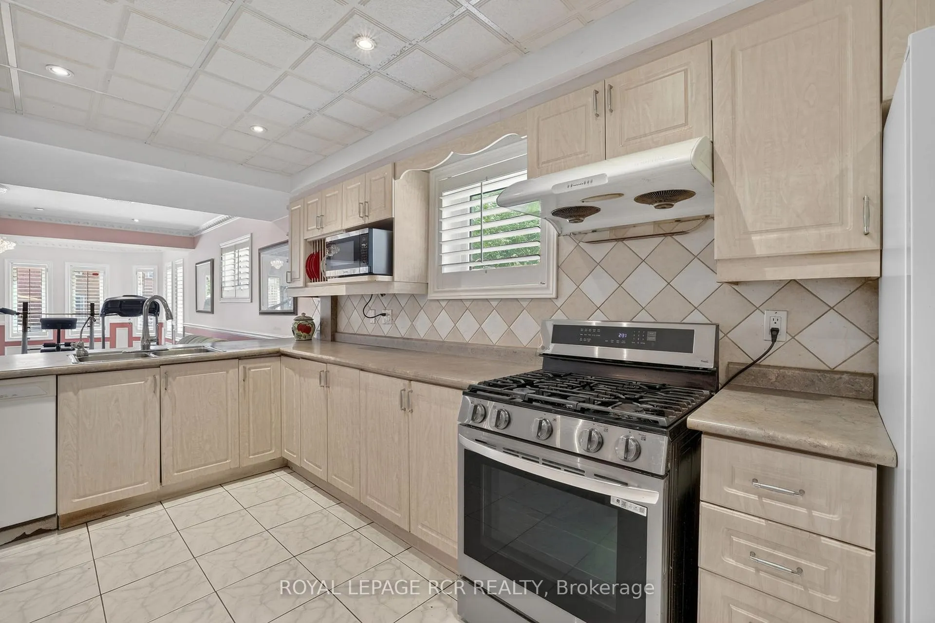 Photo 32 of 15 Clydebank Boulevard, Scarborough, L'Amoreaux — HOMEH