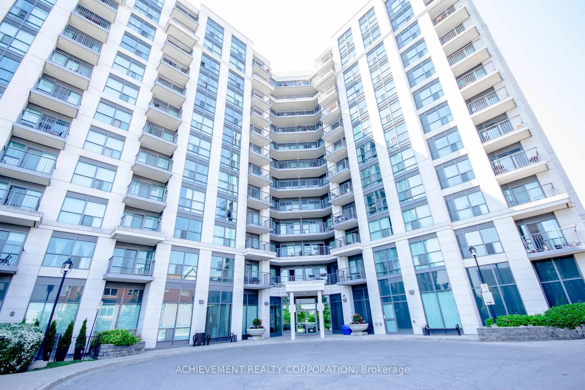Photo 1 of Unit 1115, 185 Oneida Crescent, Richmond Hill, Langstaff — HOMEH