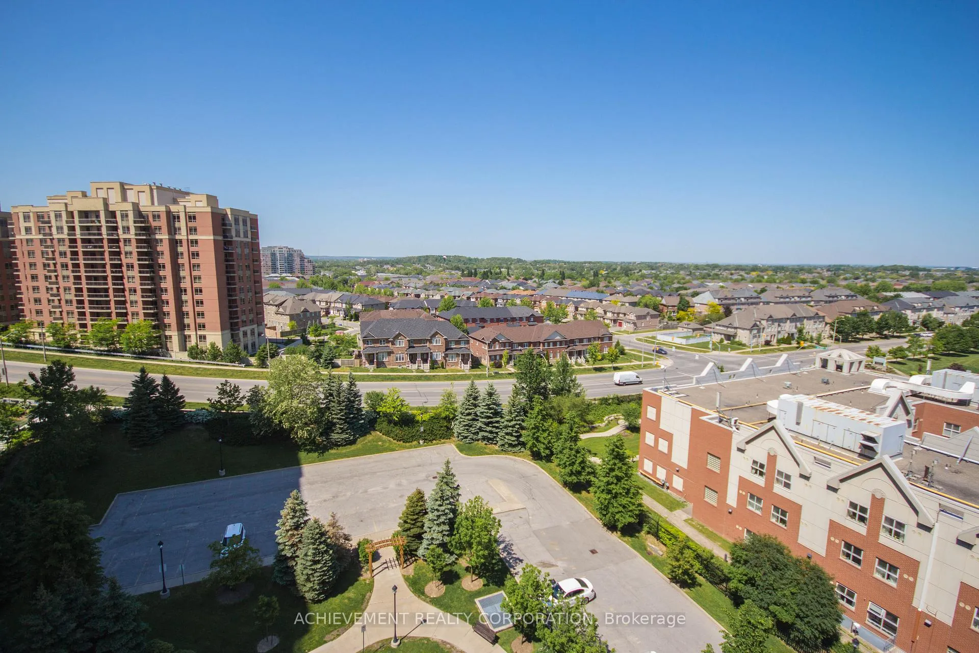 Photo 2 of Unit 1115, 185 Oneida Crescent, Richmond Hill, Langstaff — HOMEH