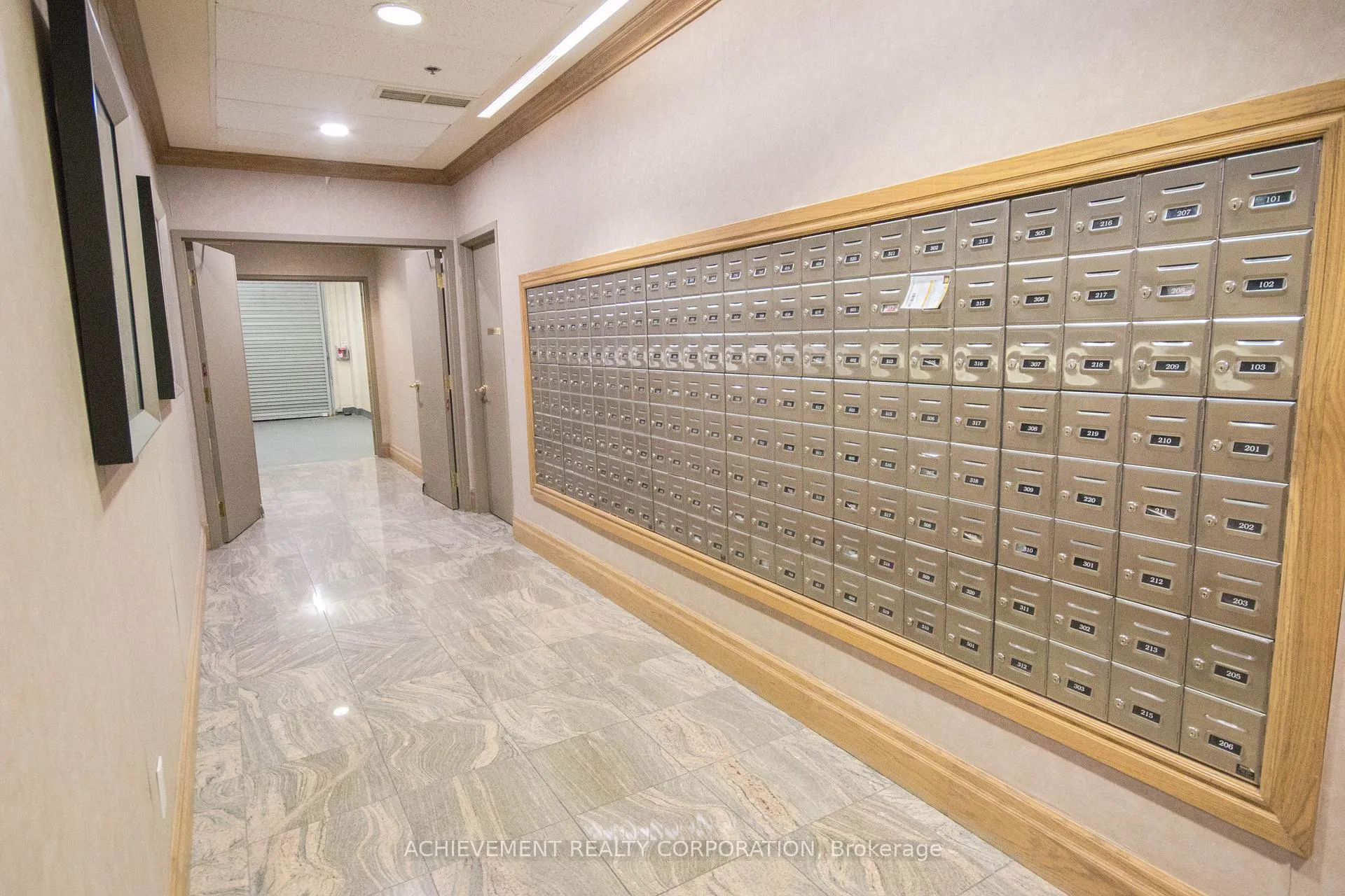 Photo 3 of Unit 1115, 185 Oneida Crescent, Richmond Hill, Langstaff — HOMEH