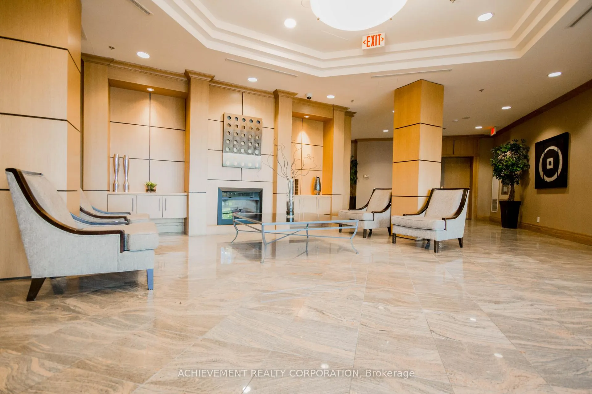 Photo 4 of Unit 1115, 185 Oneida Crescent, Richmond Hill, Langstaff — HOMEH