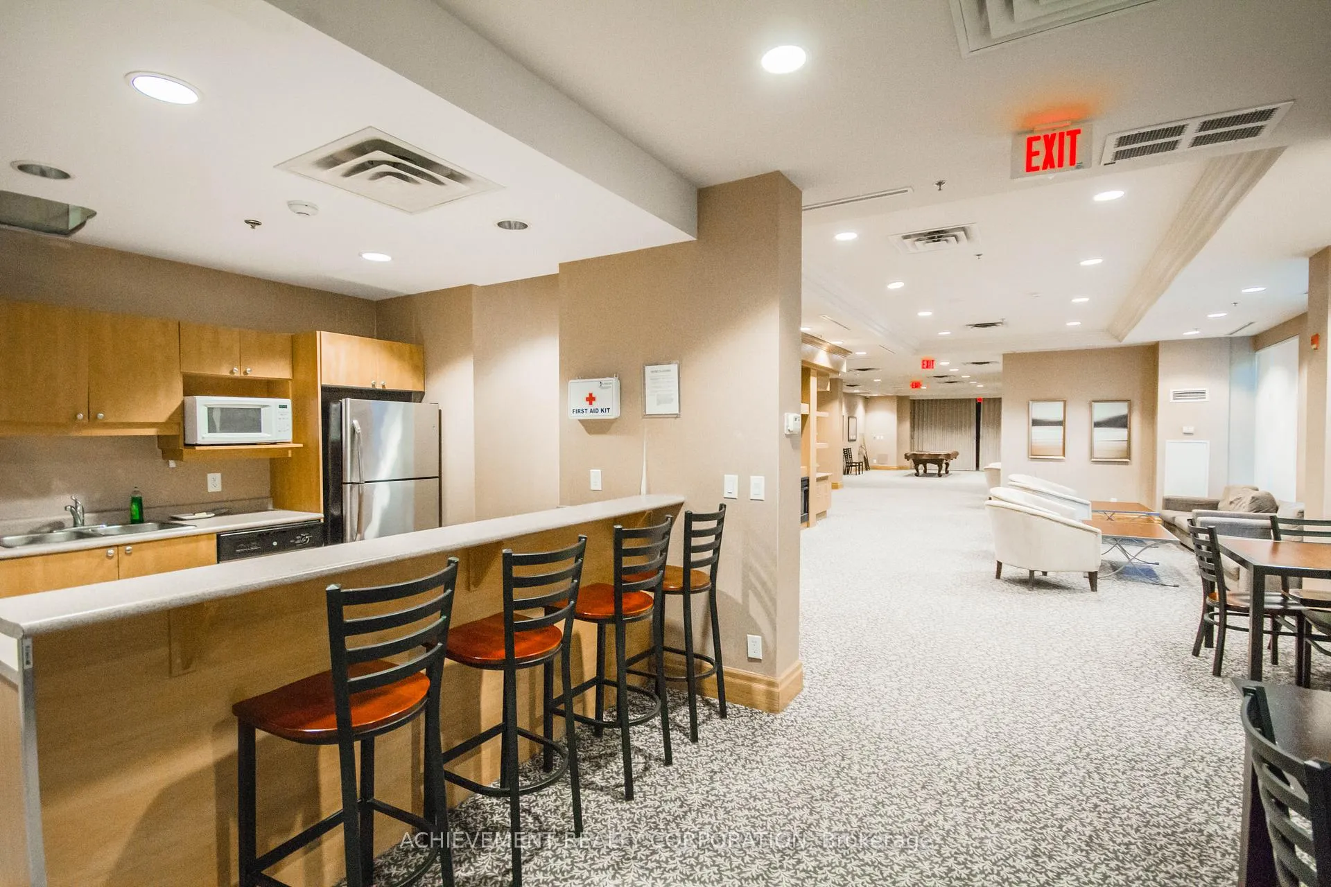 Photo 5 of Unit 1115, 185 Oneida Crescent, Richmond Hill, Langstaff — HOMEH