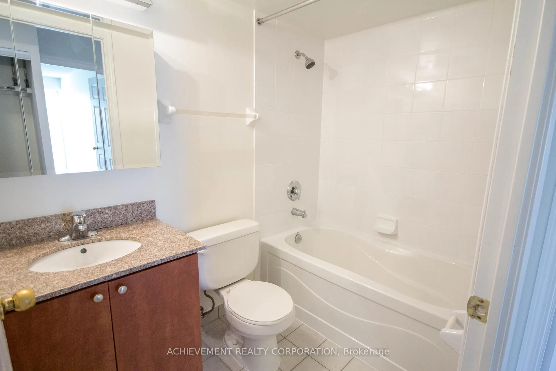 Photo 20 of Unit 1115, 185 Oneida Crescent, Richmond Hill, Langstaff — HOMEH