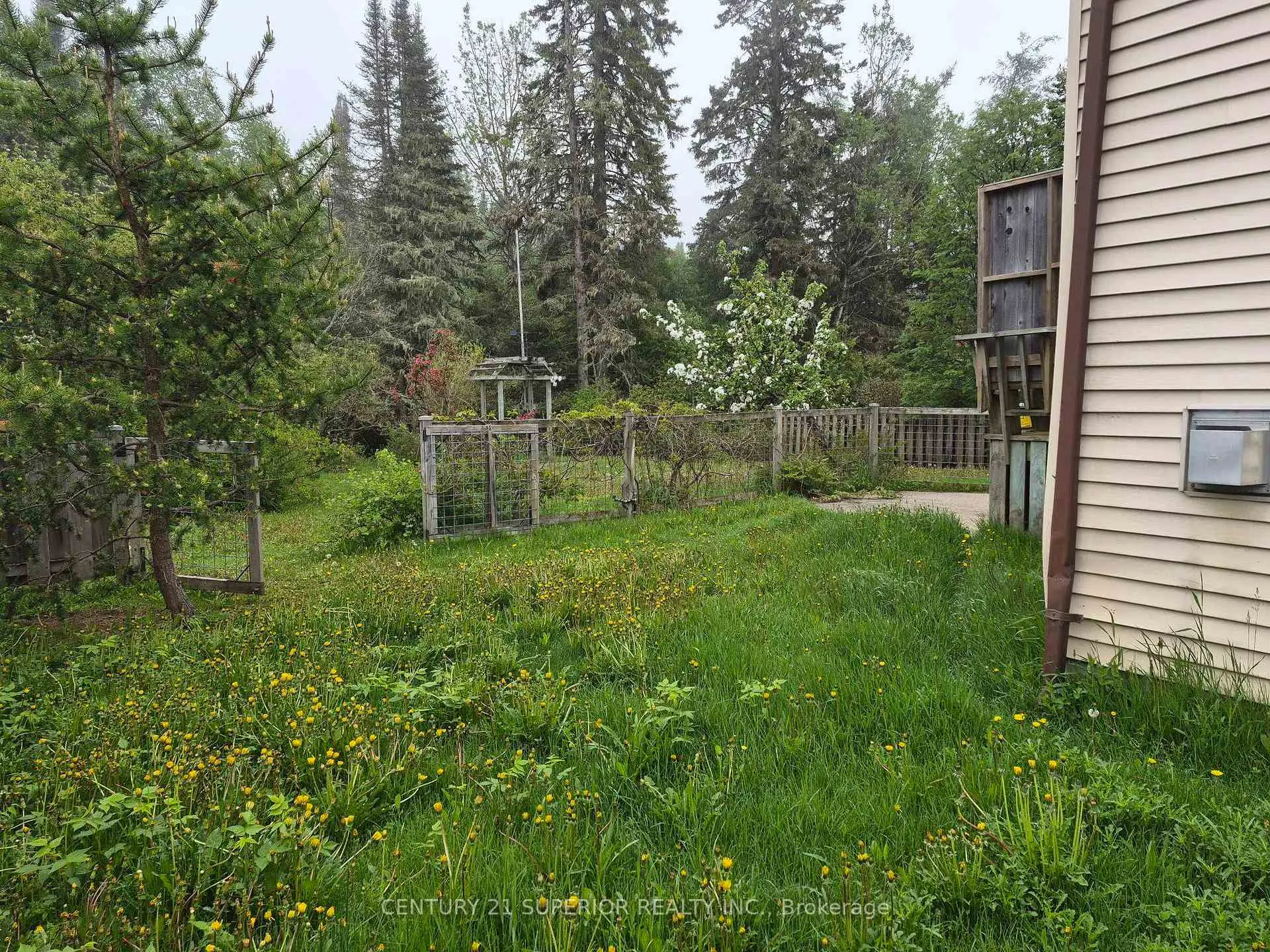 Photo 39 of 45 Hemlo Drive, Marathon — HOMEH
