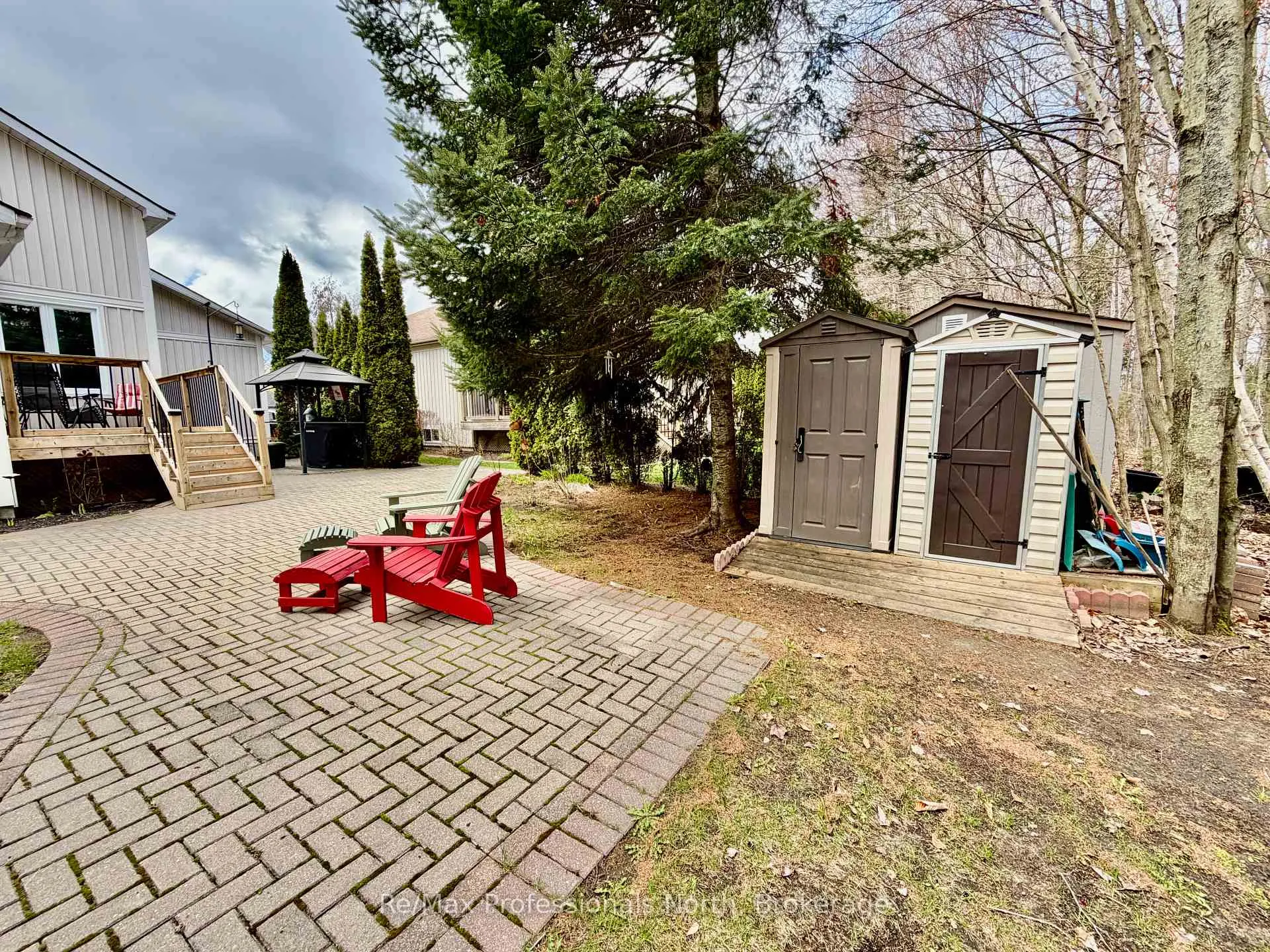 Photo 32 of 102 Pineridge Gate, Gravenhurst, Muskoka (S) — HOMEH