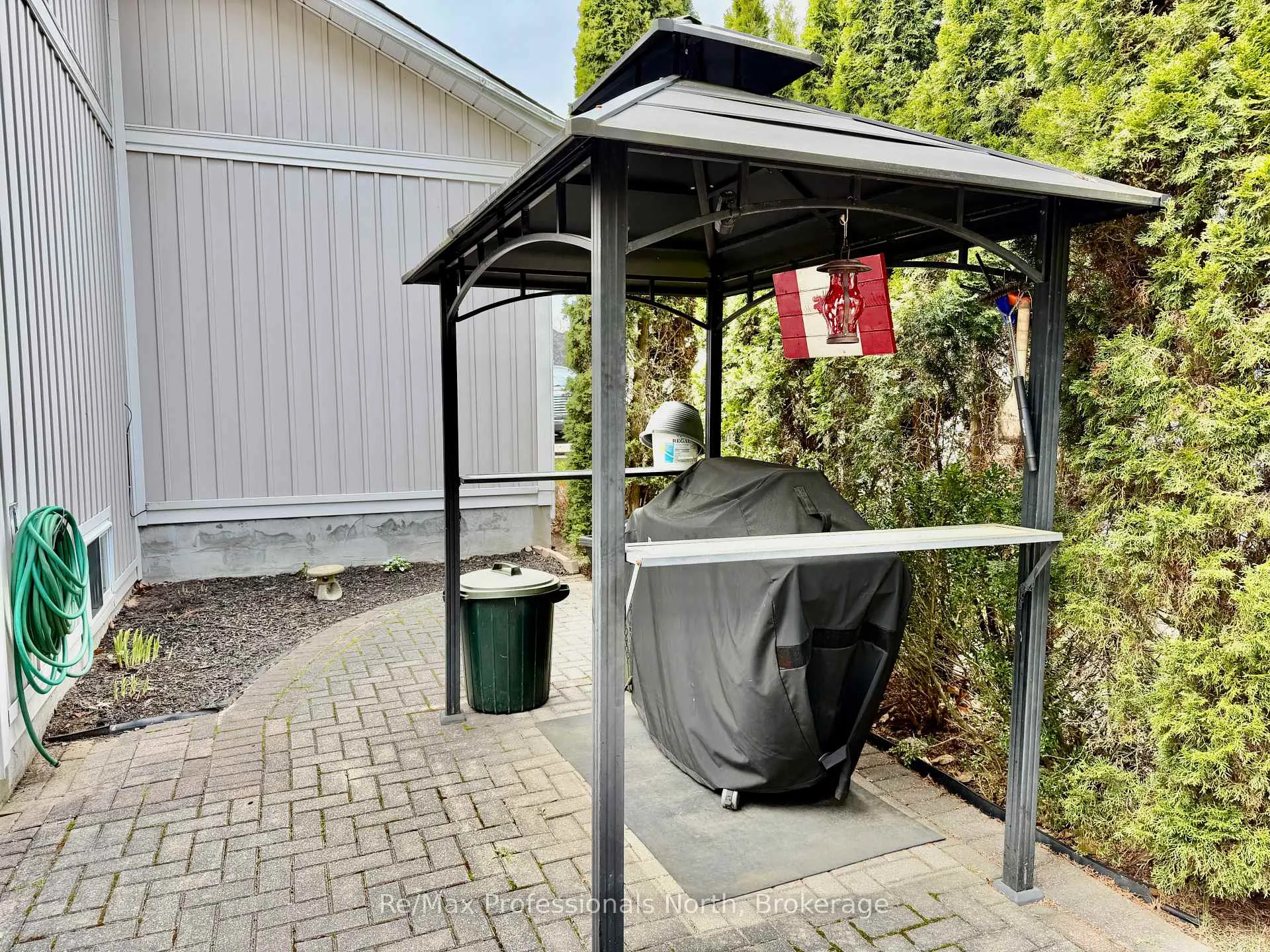 Photo 35 of 102 Pineridge Gate, Gravenhurst, Muskoka (S) — HOMEH