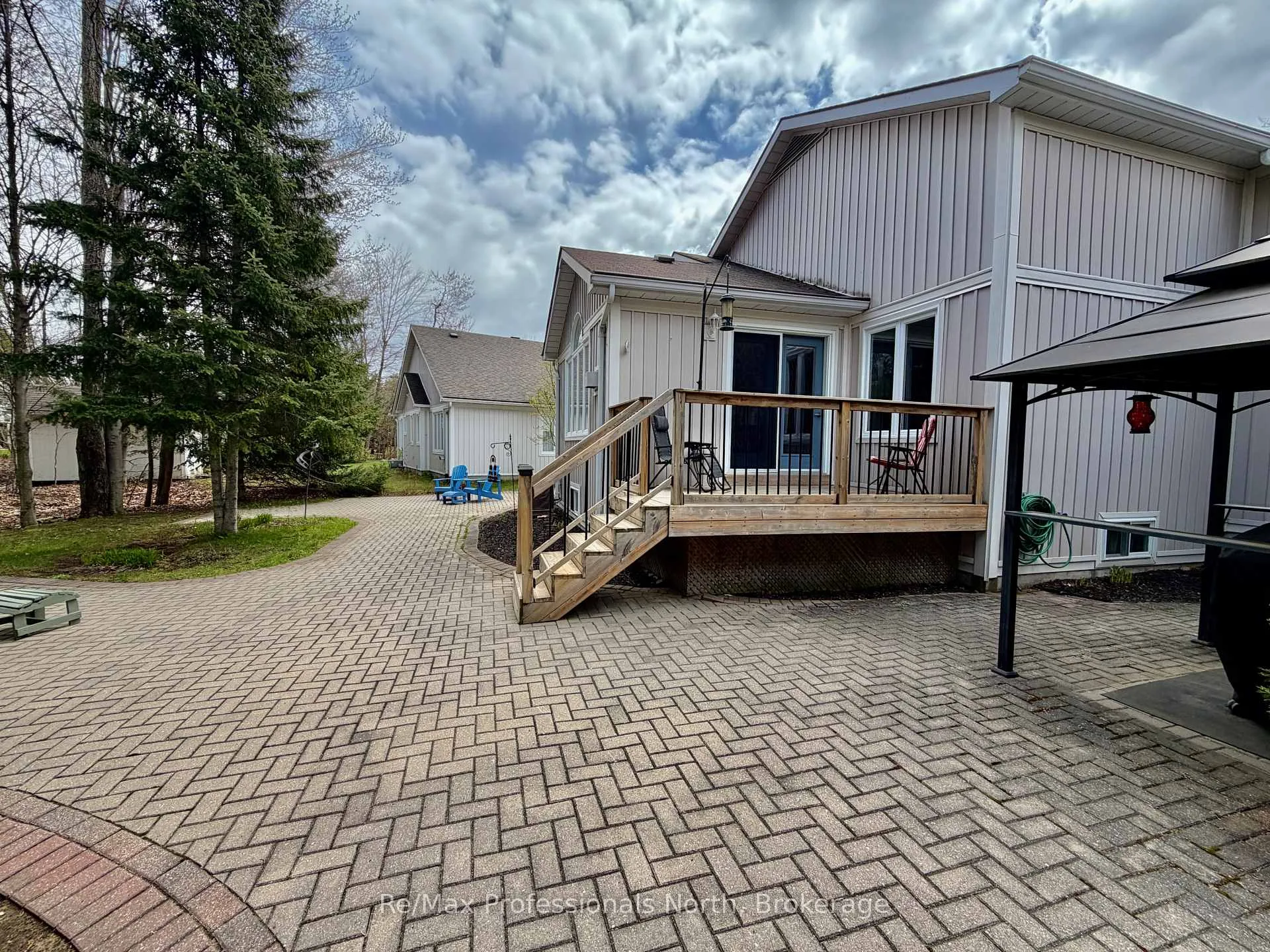 Photo 36 of 102 Pineridge Gate, Gravenhurst, Muskoka (S) — HOMEH
