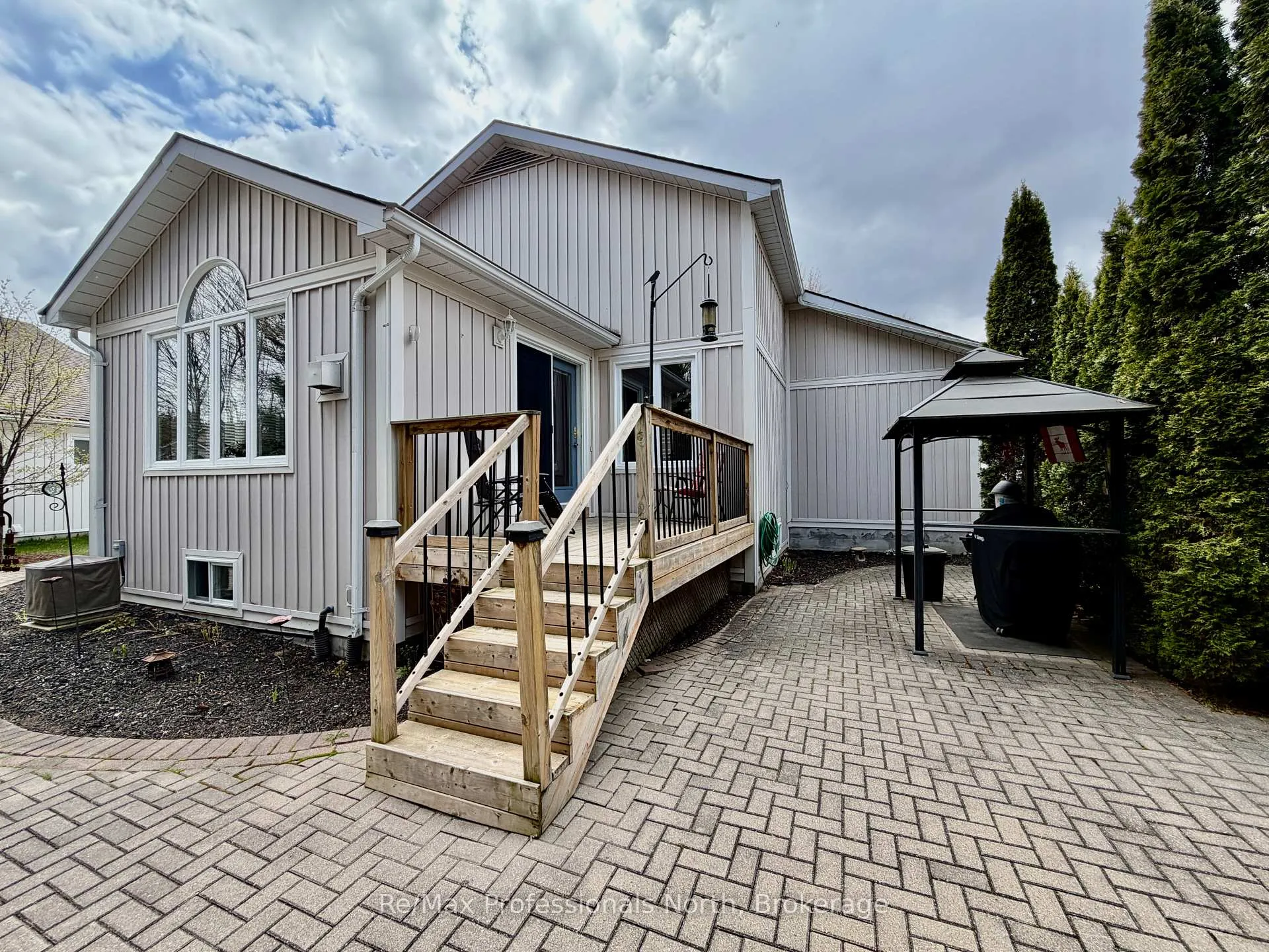 Photo 38 of 102 Pineridge Gate, Gravenhurst, Muskoka (S) — HOMEH