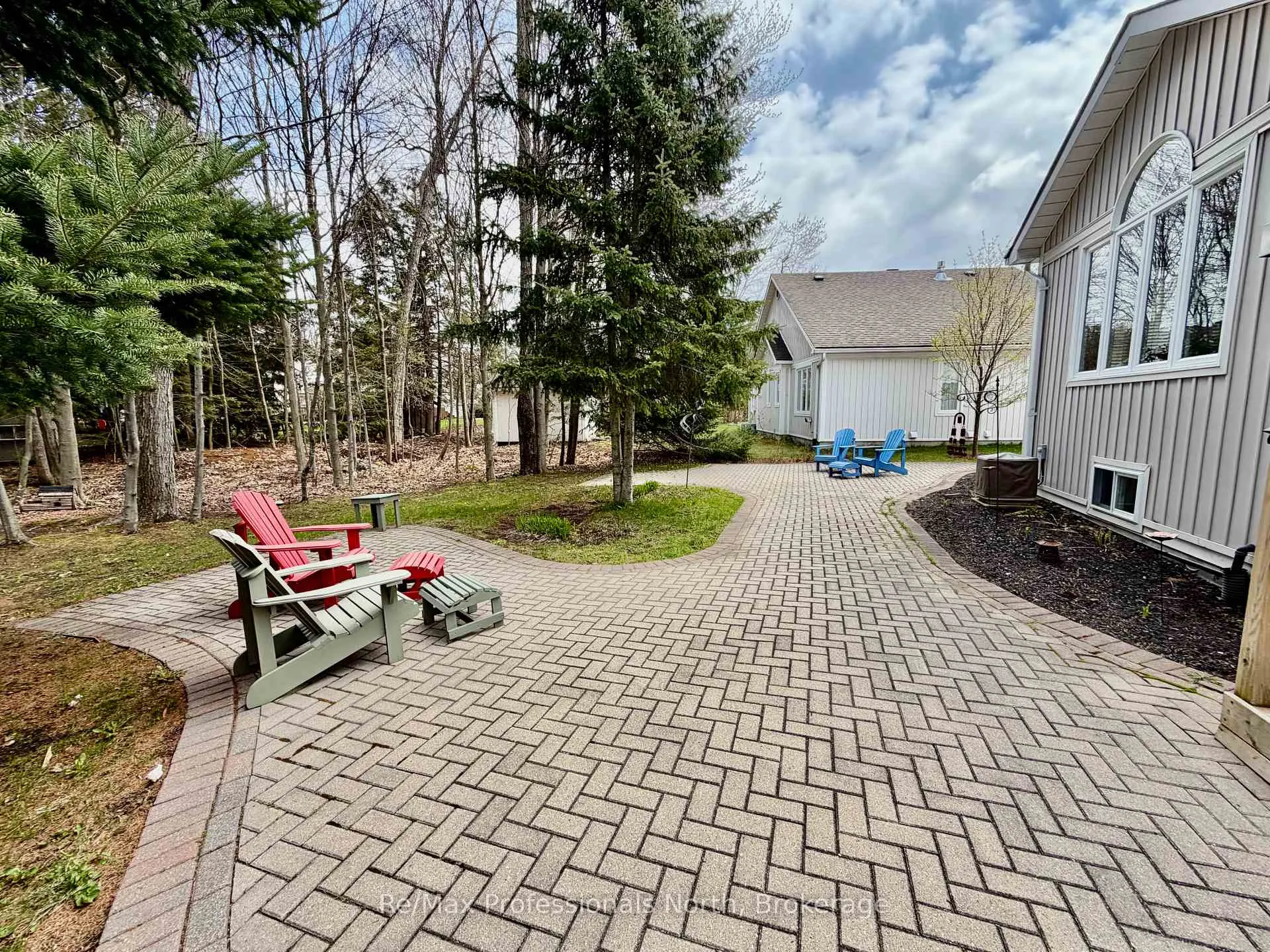 Photo 39 of 102 Pineridge Gate, Gravenhurst, Muskoka (S) — HOMEH