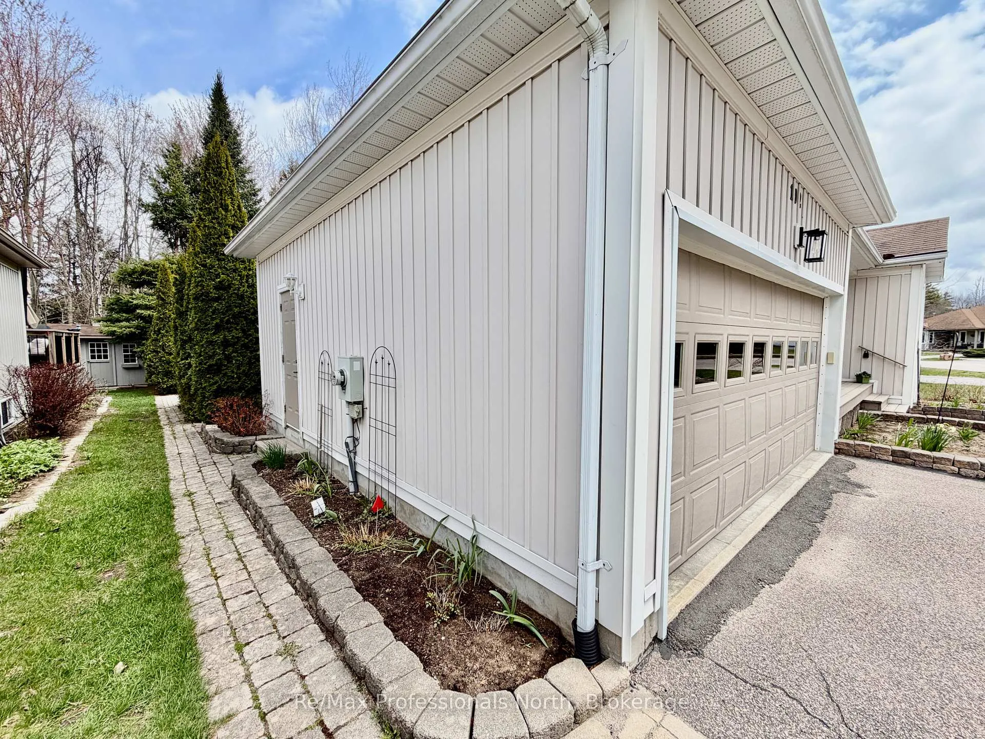 Photo 40 of 102 Pineridge Gate, Gravenhurst, Muskoka (S) — HOMEH