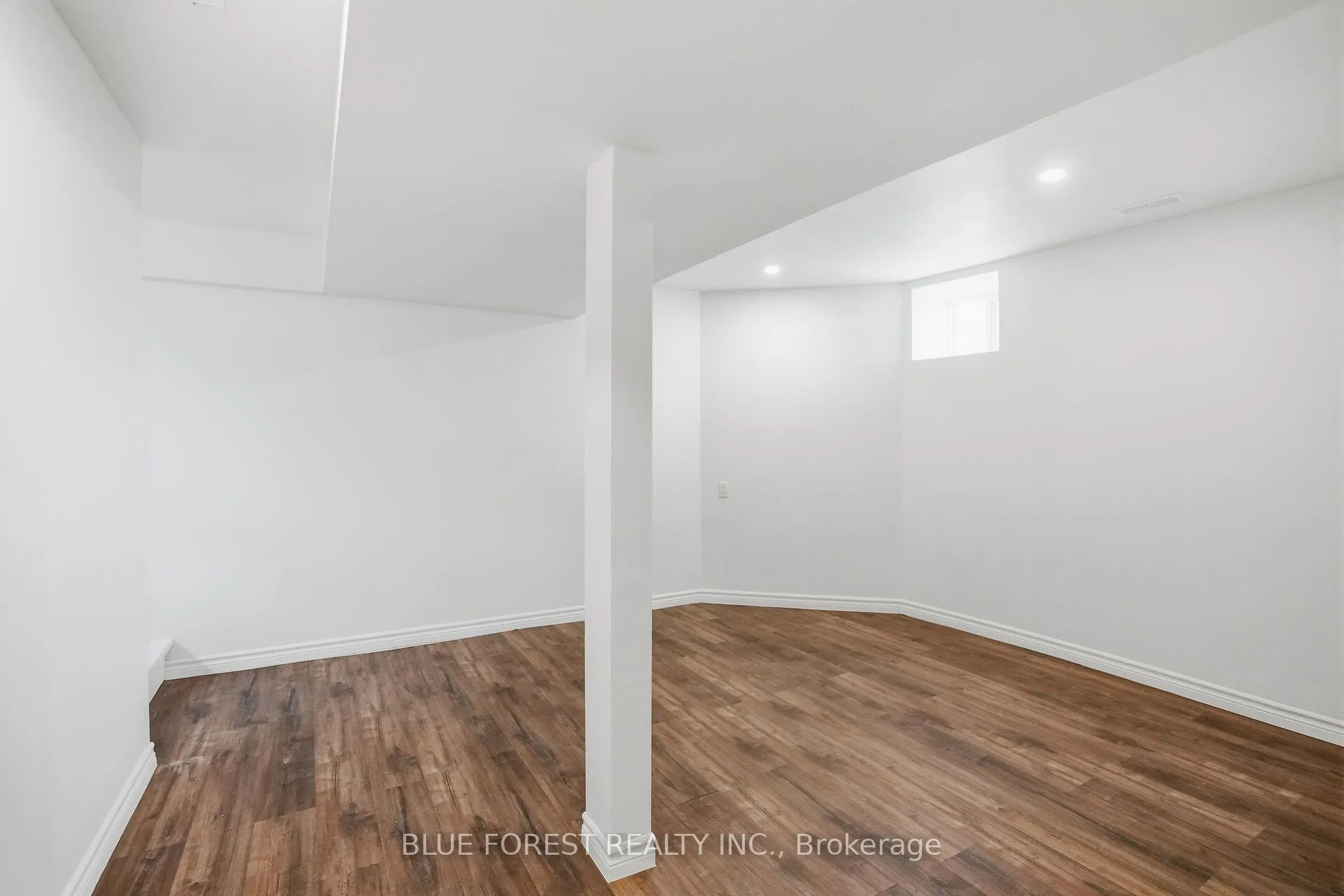 Photo 18 of 178 Thompson Road, London, South I — HOMEH